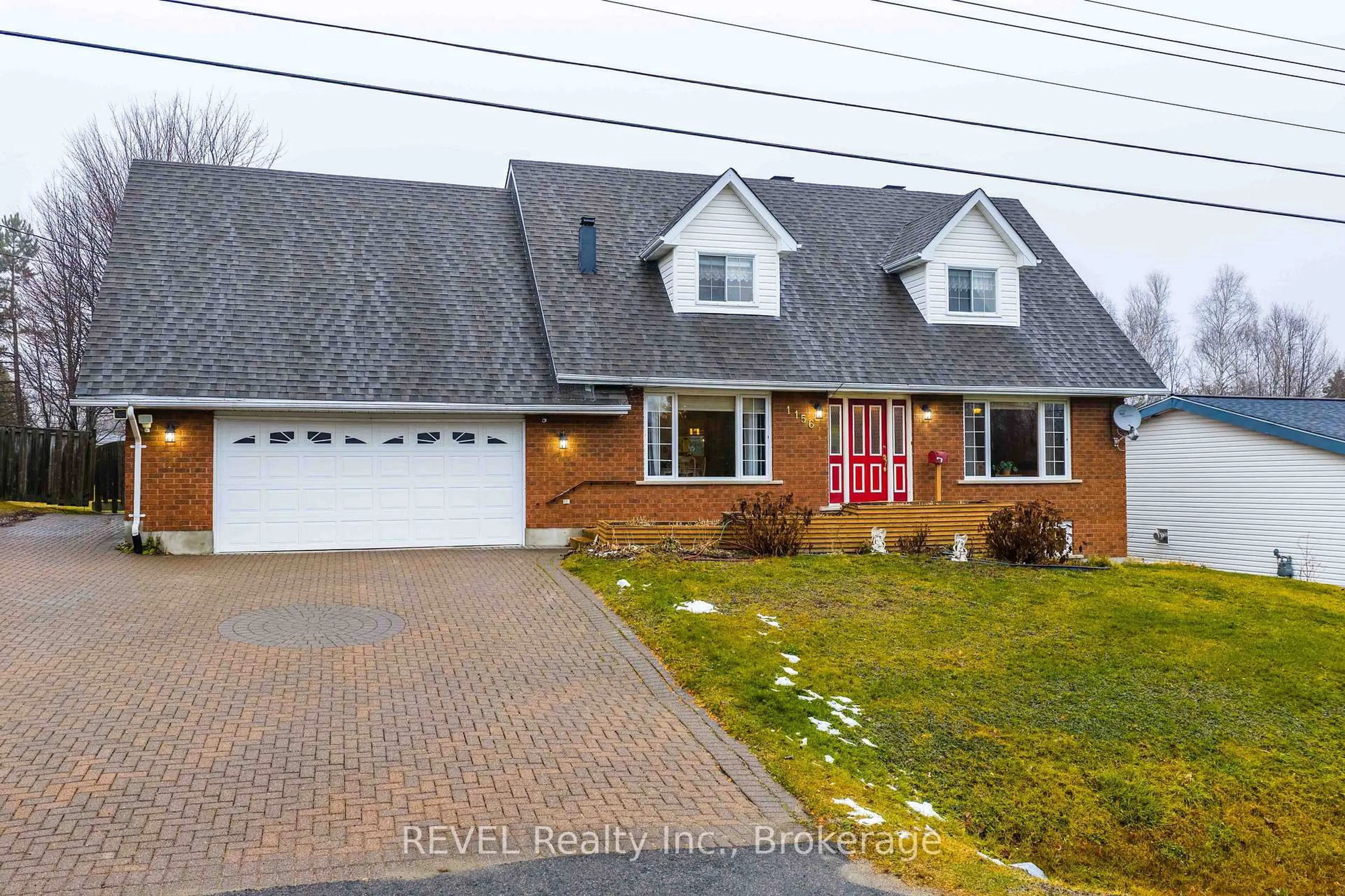 Home with vinyl exterior material, street for 1156 Vera St, Greater Sudbury Ontario P3N 1M6