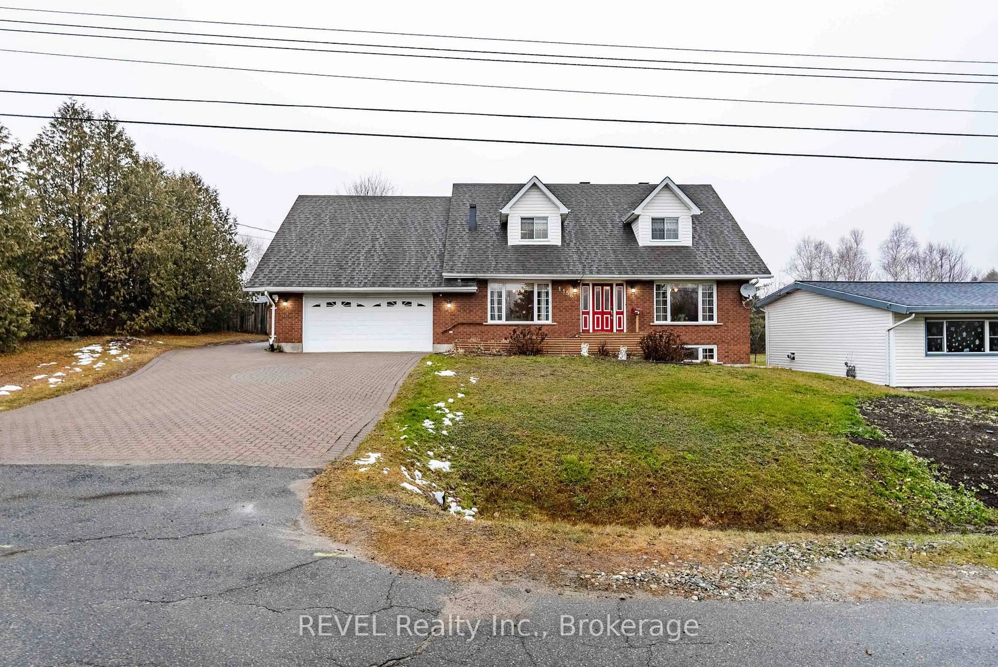 A pic from outside/outdoor area/front of a property/back of a property/a pic from drone, unknown for 1156 Vera St, Greater Sudbury Ontario P3N 1M6