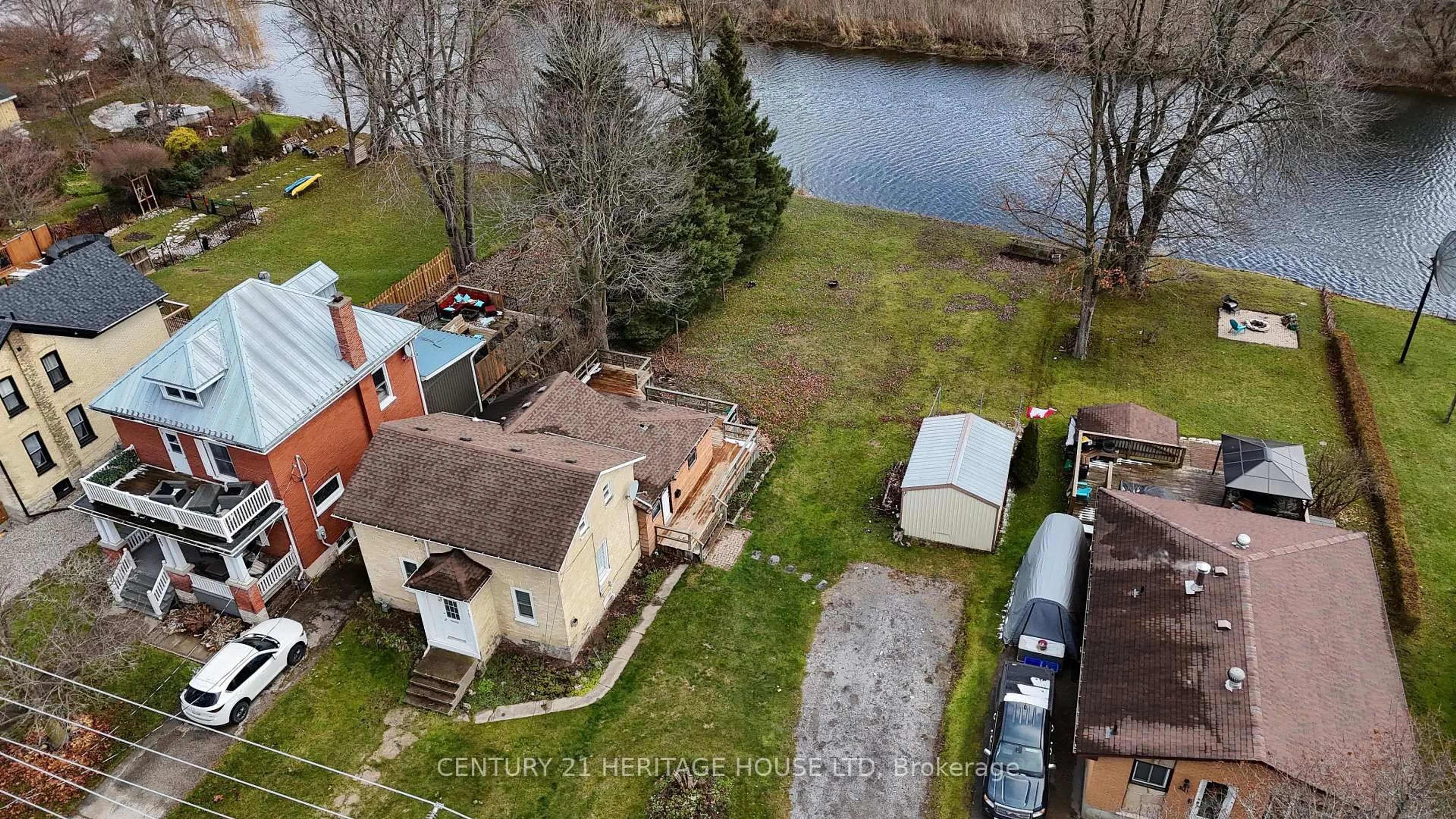 A pic from outside/outdoor area/front of a property/back of a property/a pic from drone, water/lake/river/ocean view for 363 Fountain St, Cambridge Ontario N3H 1J2