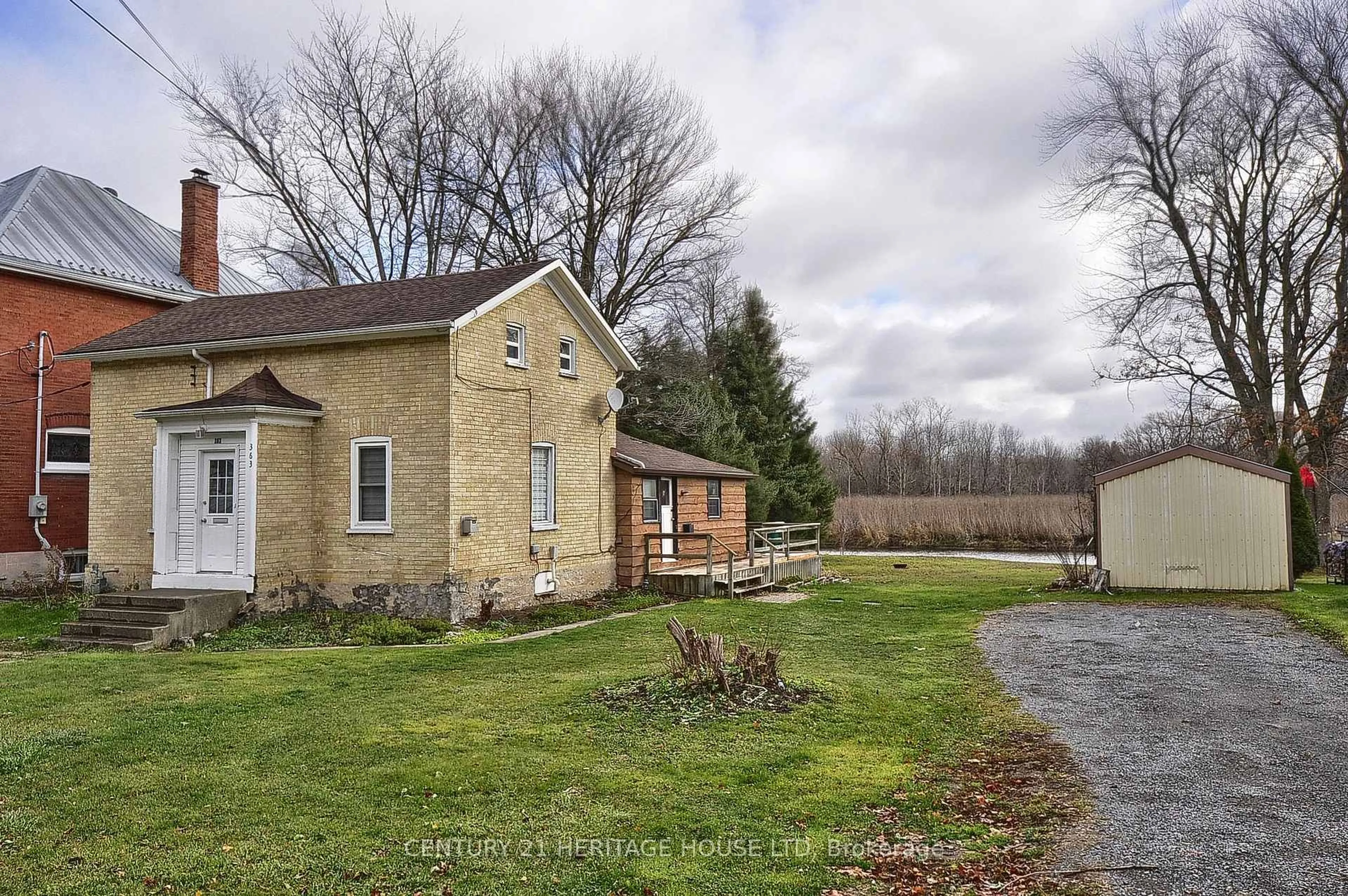 A pic from outside/outdoor area/front of a property/back of a property/a pic from drone, water/lake/river/ocean view for 363 Fountain St, Cambridge Ontario N3H 1J2