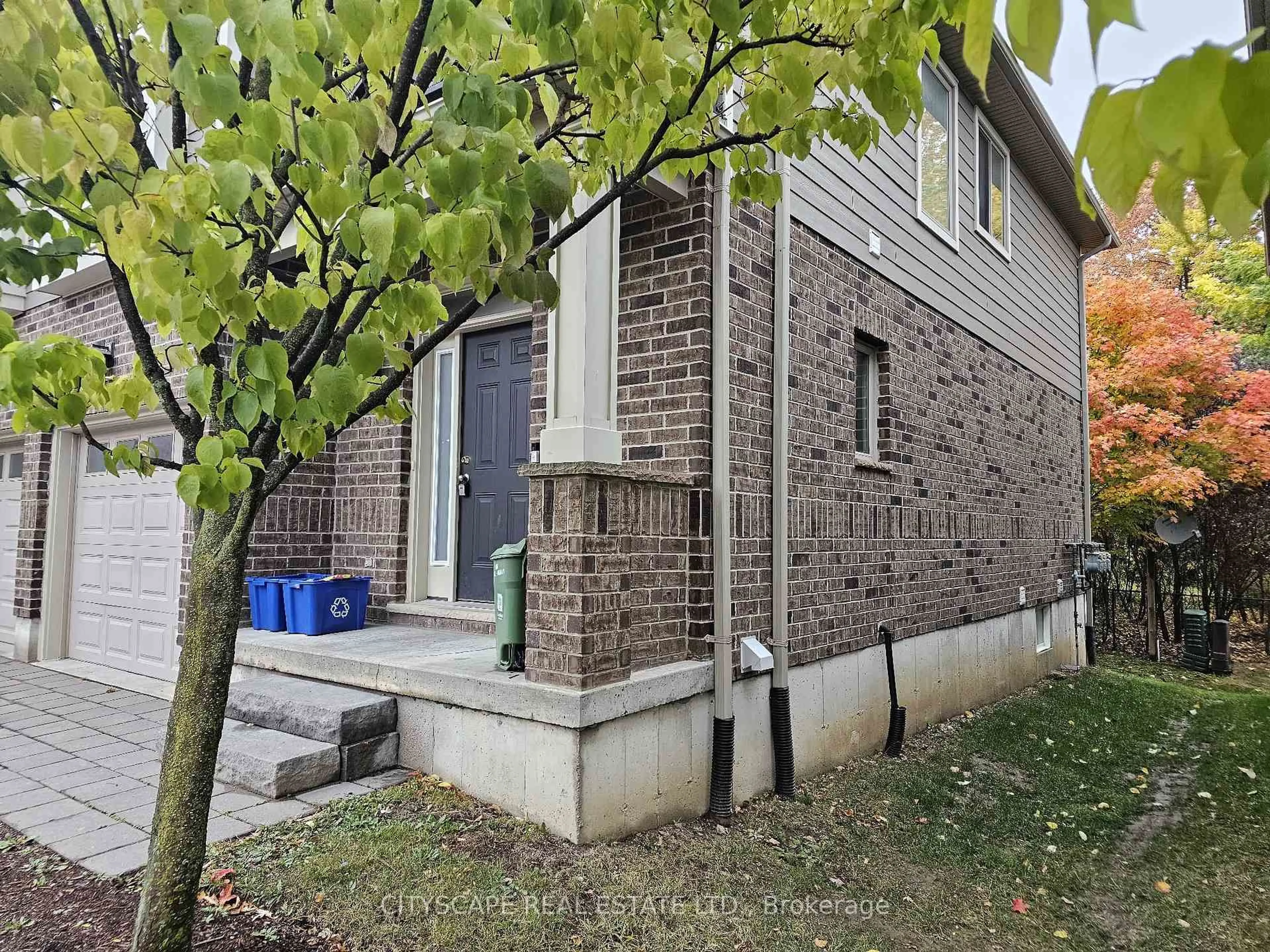 Home with brick exterior material, street for 112 North Centre Rd #50, London North Ontario N5X 0G9