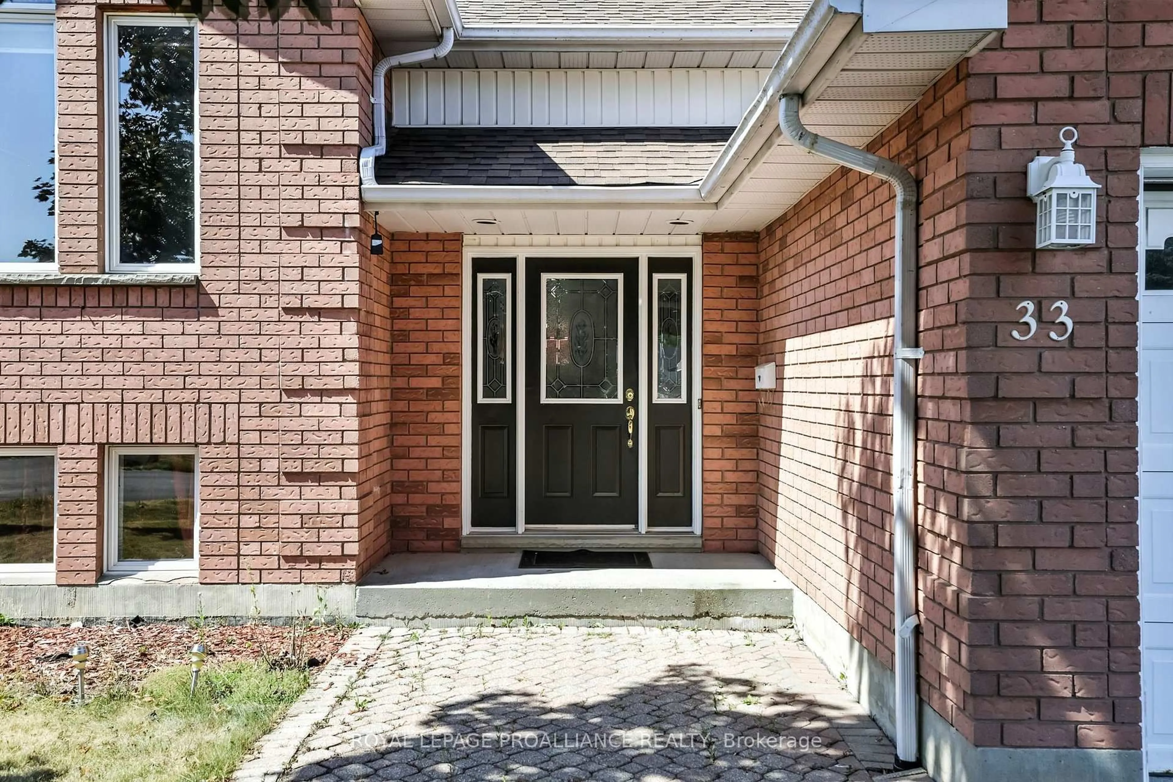 Home with brick exterior material, street for 33 Loraine Ave, Quinte West Ontario K8V 6R4