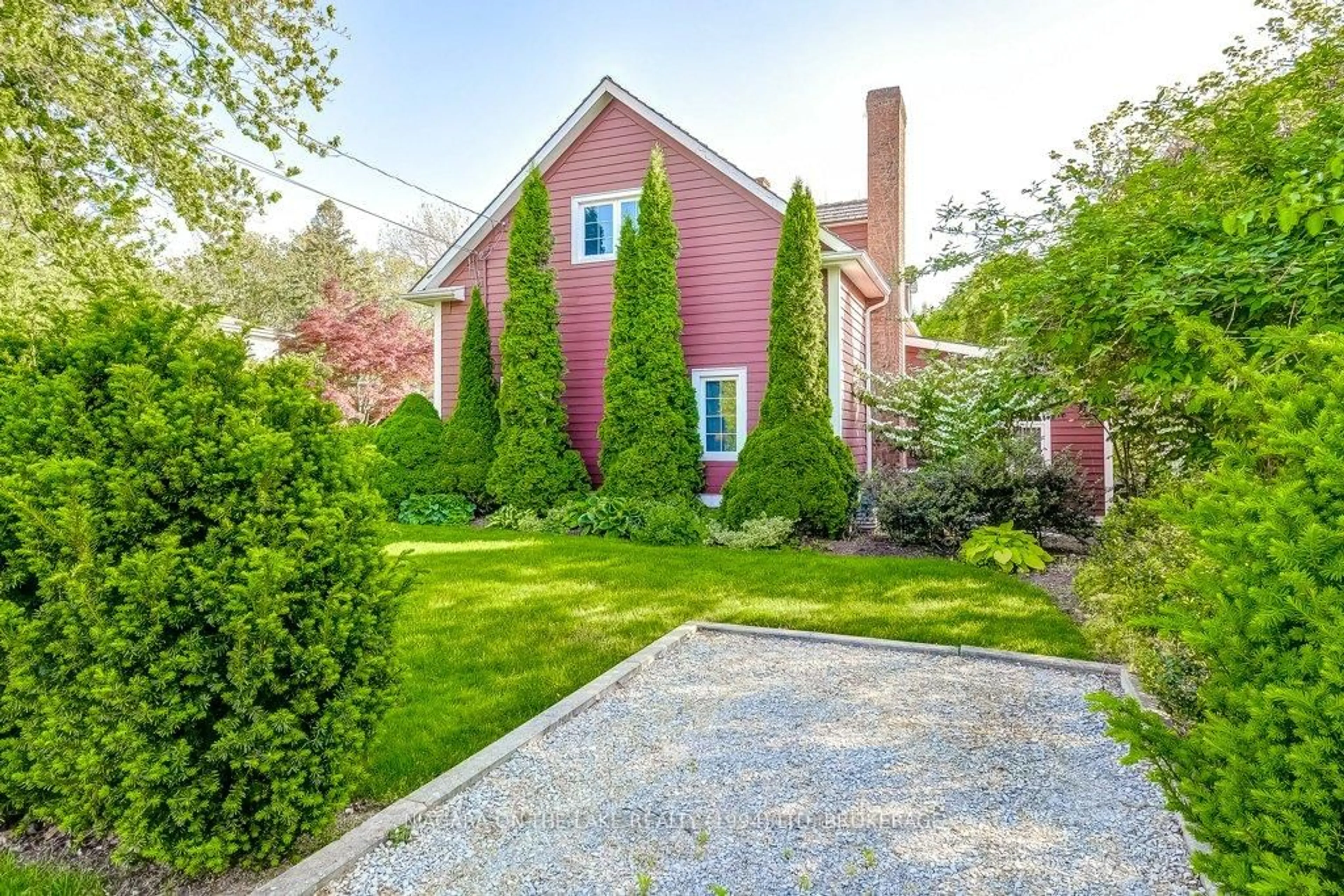 Home with brick exterior material, street for 12 CENTRE St, Niagara-on-the-Lake Ontario L0S 1J0