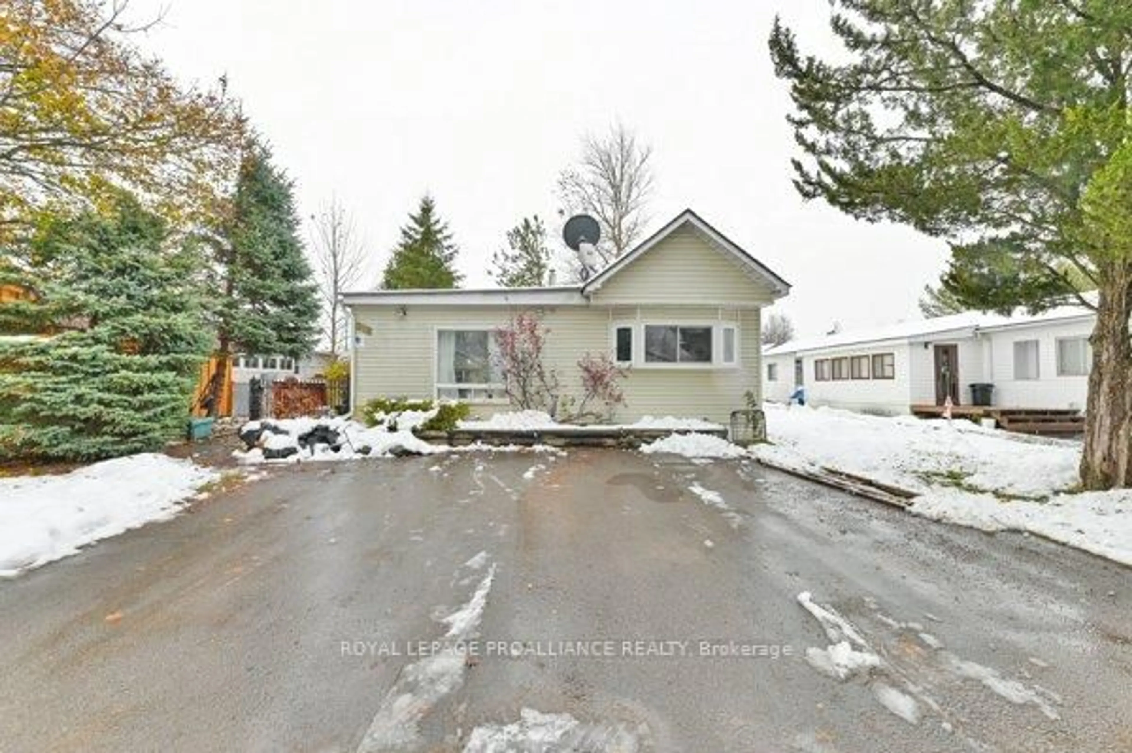 Unknown for 529 Old Highway 2 #121, Quinte West Ontario K8P 4G5