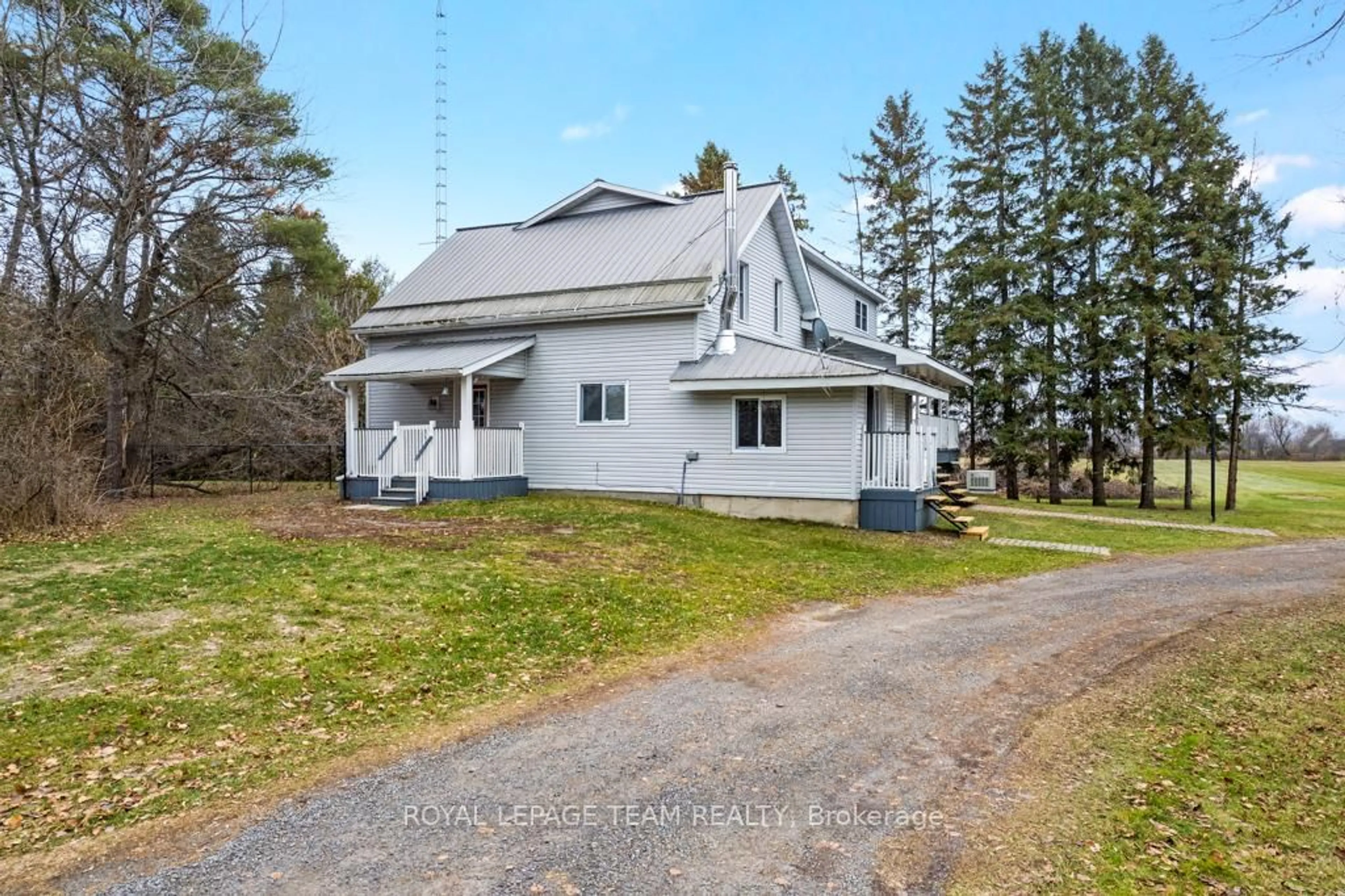 A pic from outside/outdoor area/front of a property/back of a property/a pic from drone, building for 10240 French Settlement Rd, North Dundas Ontario K0G 1J0