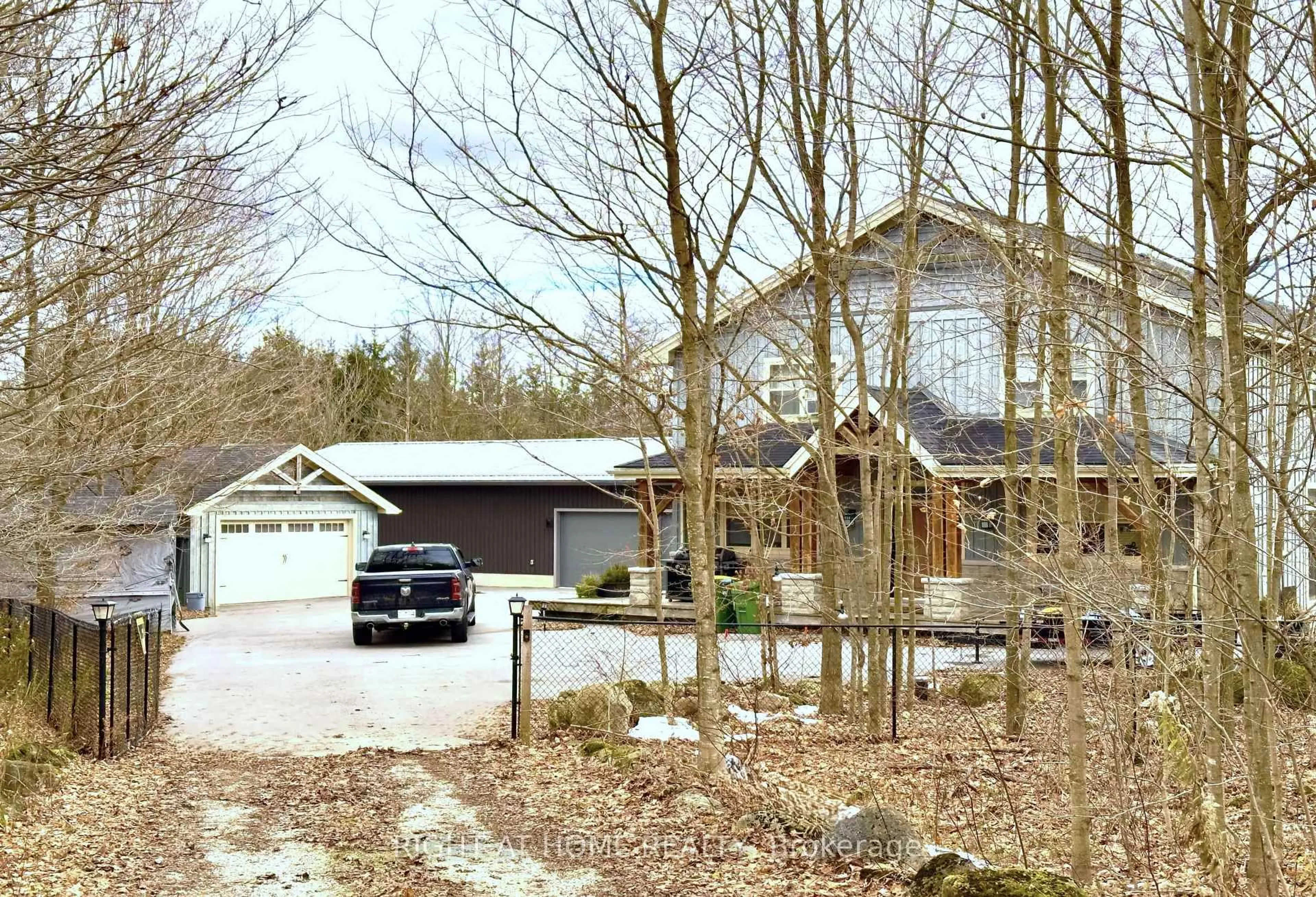 Unknown for 129 Blue Jay Cres, Grey Highlands Ontario N0C 1H0