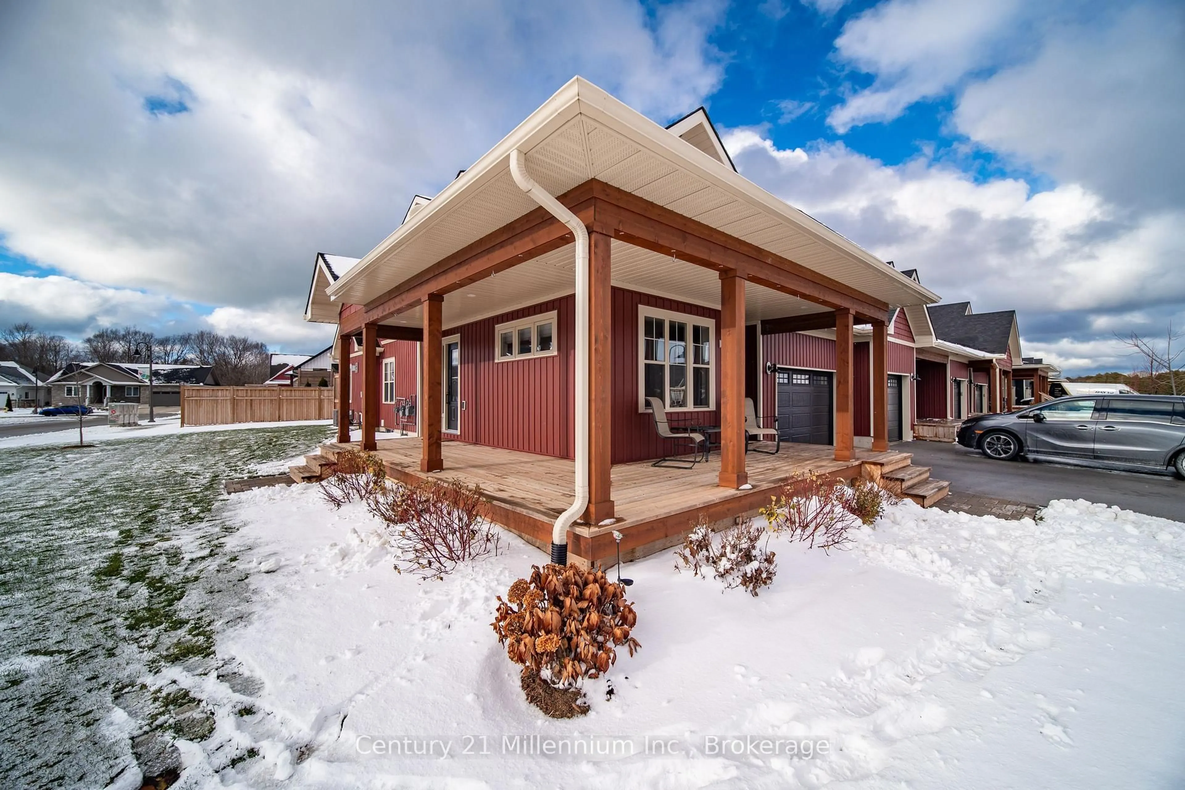 Home with brick exterior material, unknown for 1 Eagle Crt, Saugeen Shores Ontario N0H 2C3