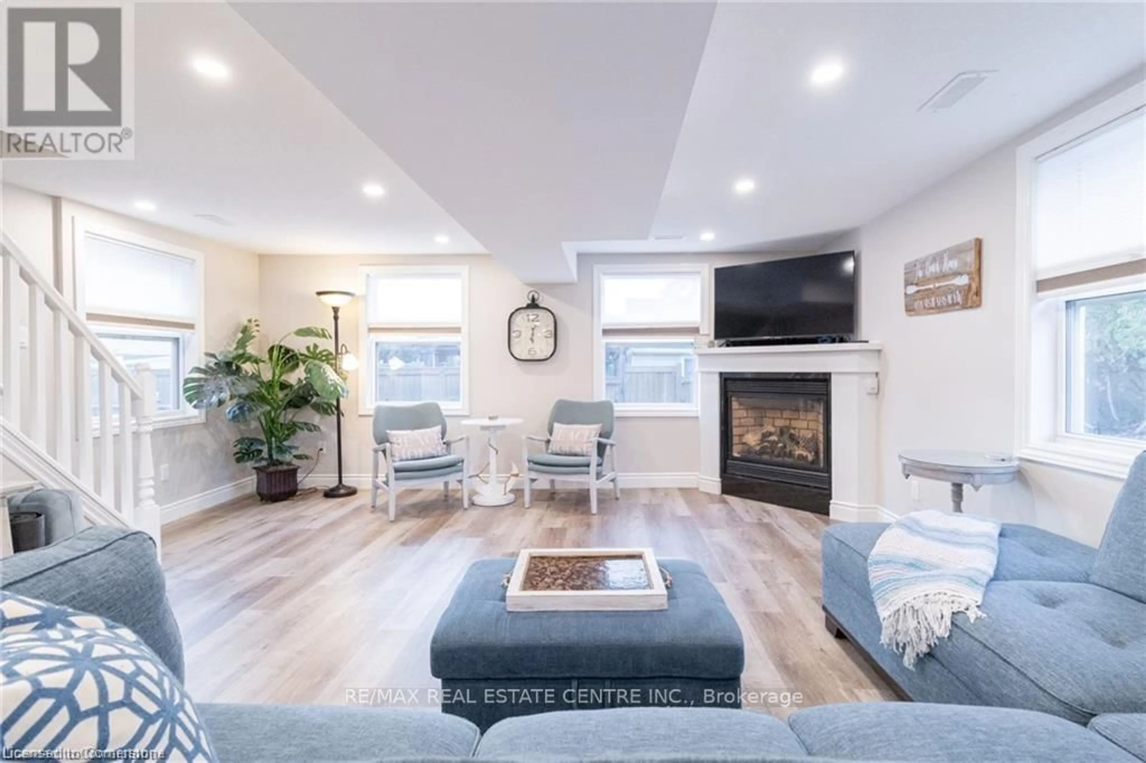 Living room with furniture, unknown for 11 Dietrich Cres, Lambton Shores Ontario N0M 1T0