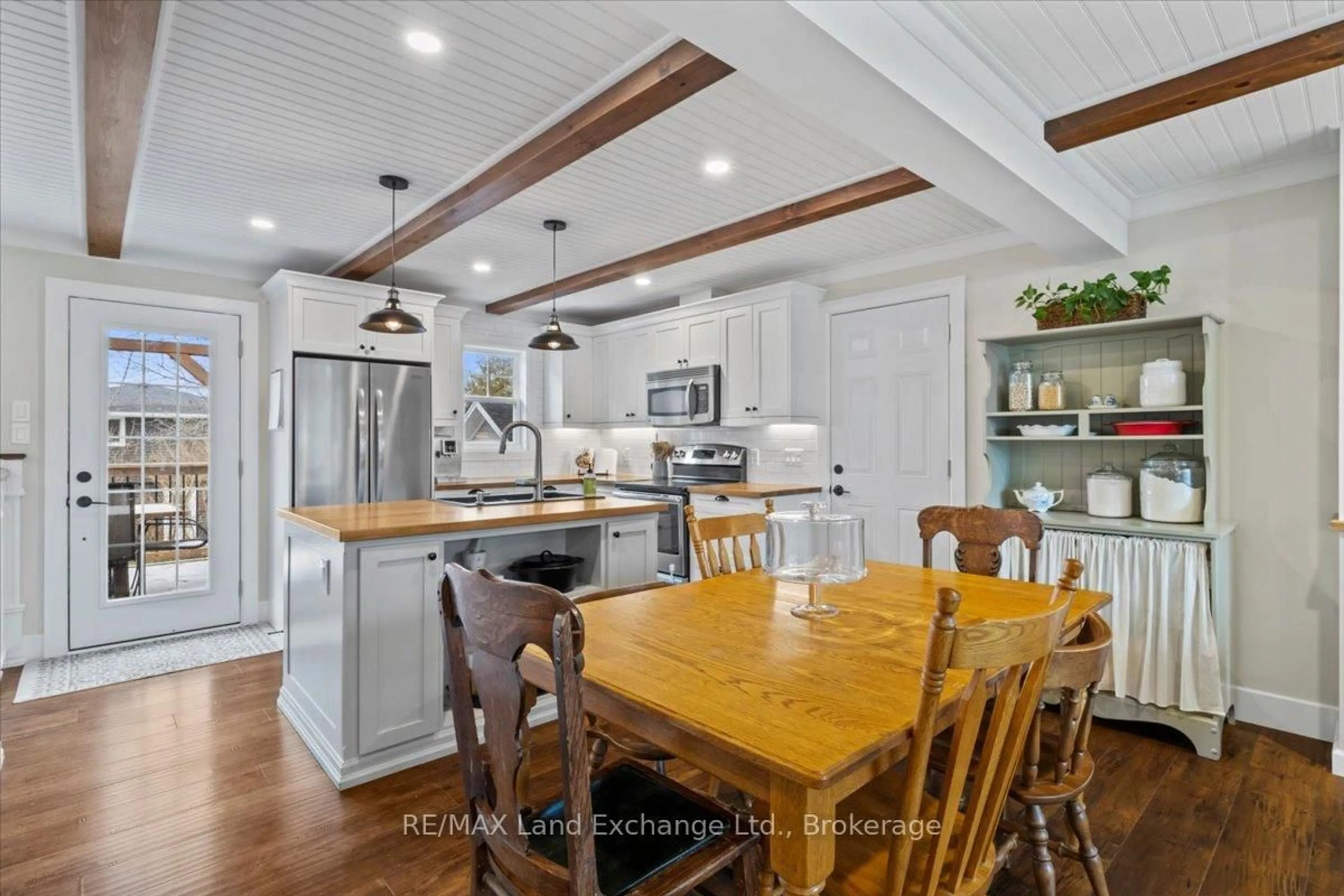 Open concept kitchen, unknown for 68 Grey St, Saugeen Shores Ontario N0H 2L0