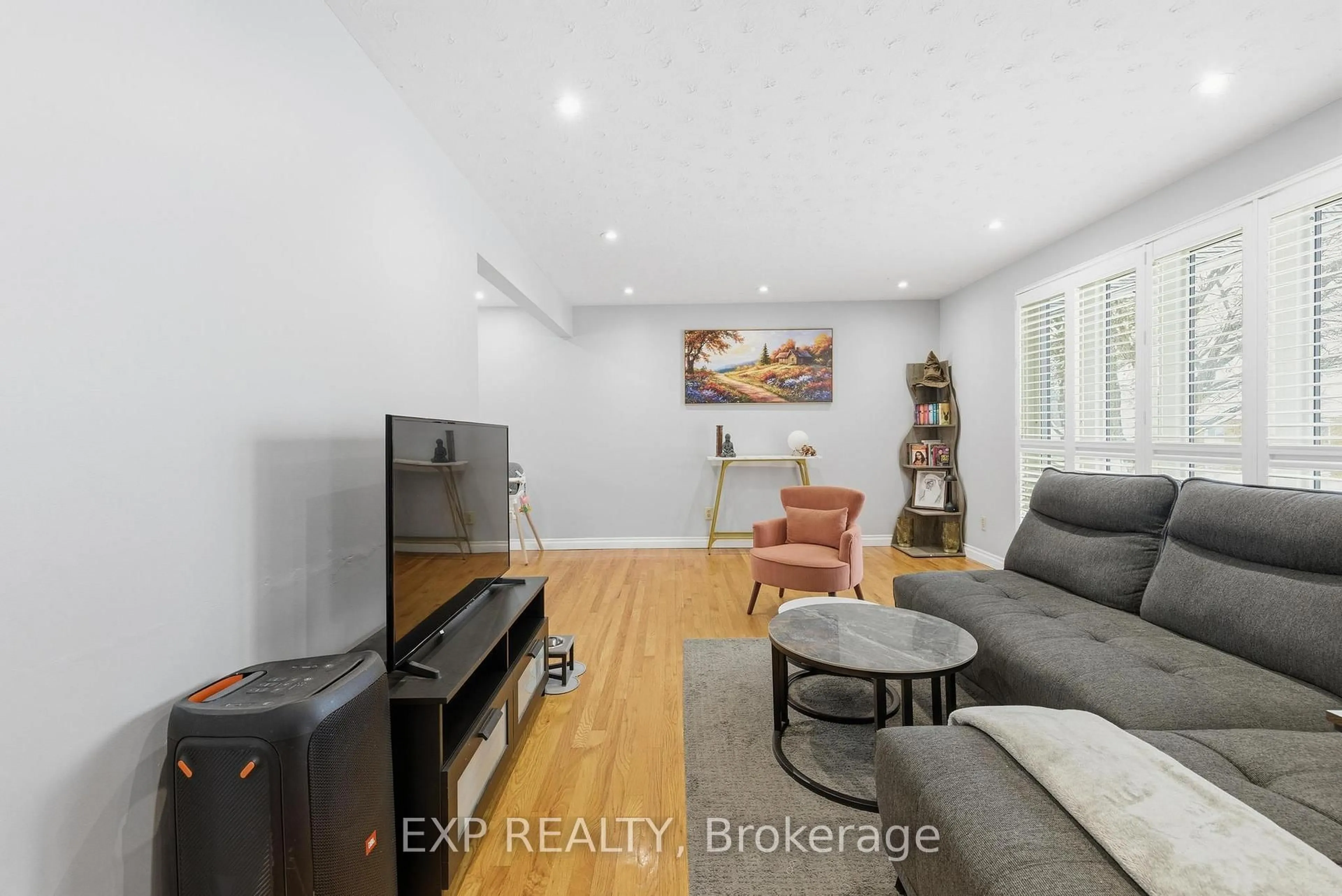 Living room with furniture, unknown for 364 Roselawn Pl, Waterloo Ontario N2L 5P1