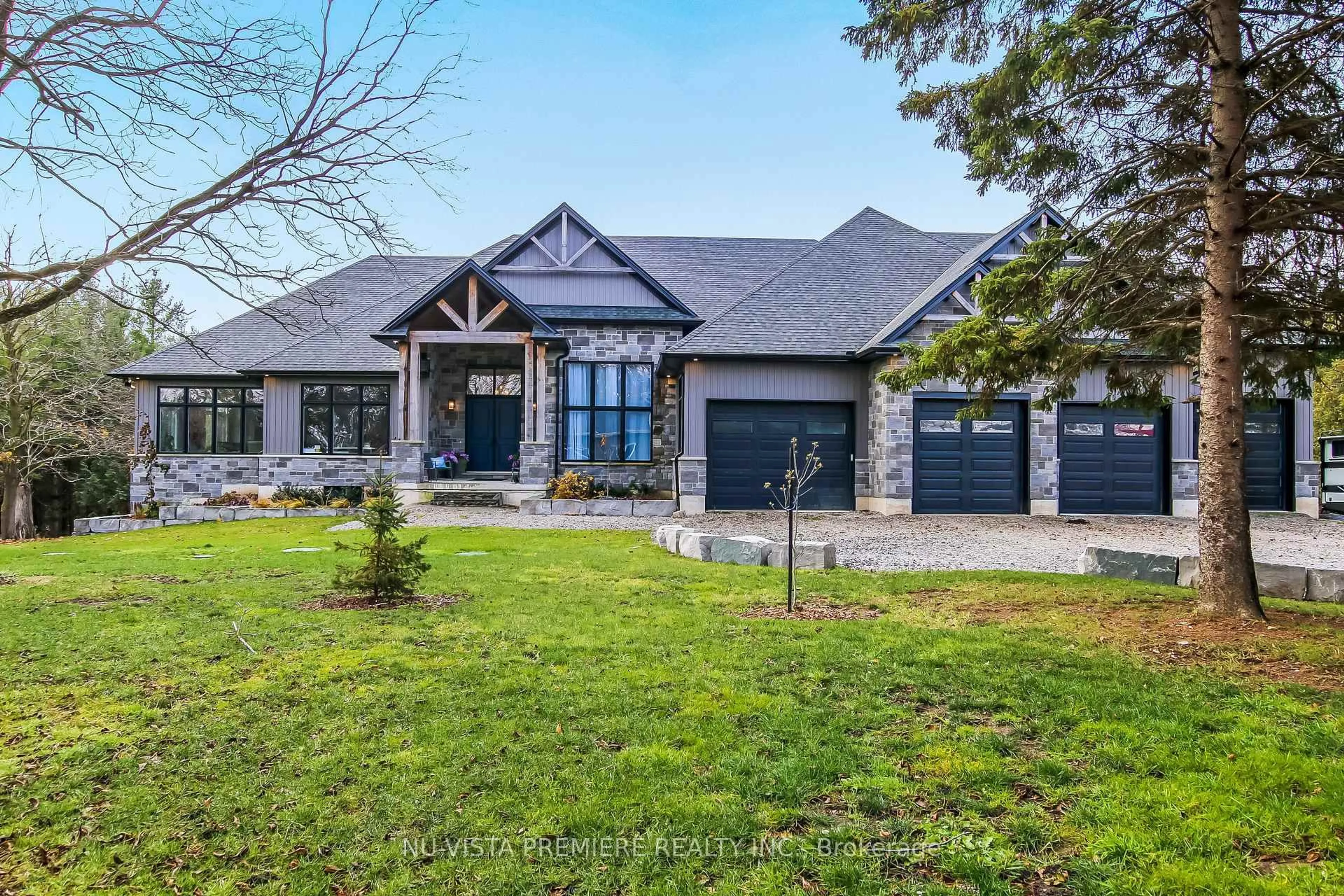 Home with brick exterior material, unknown for 5233 Line 2 Line, Perth South Ontario N0M 1V0