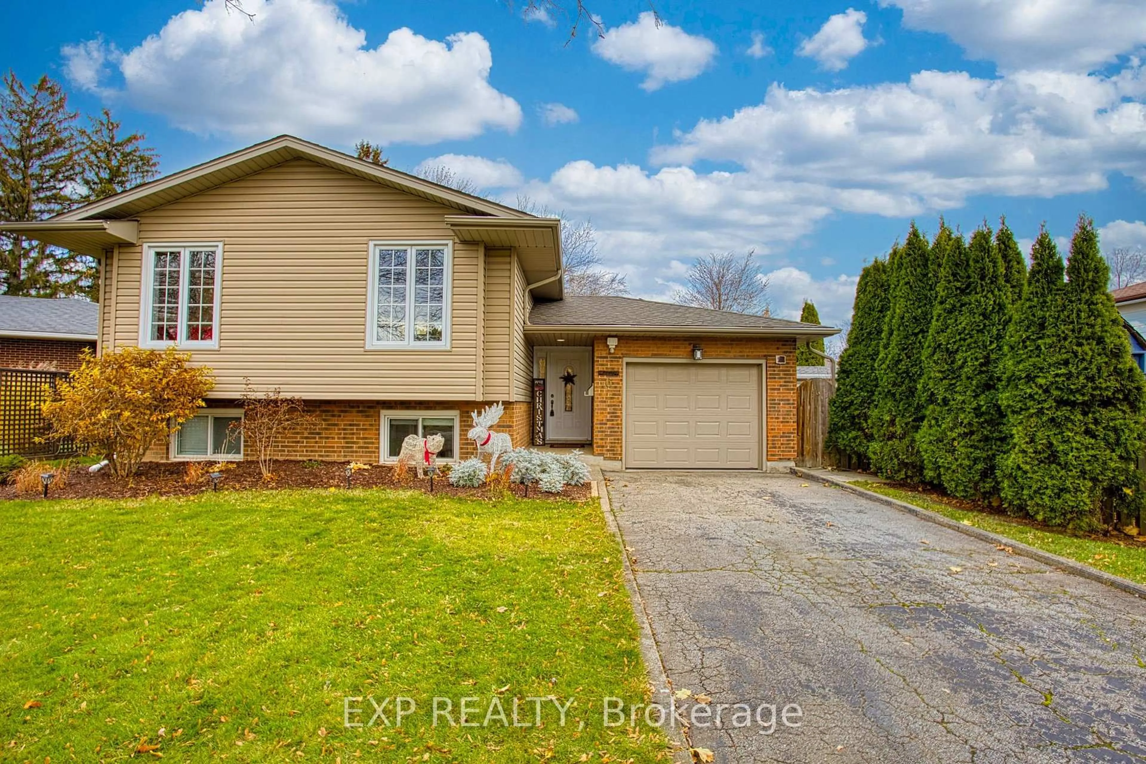 Home with brick exterior material, street for 6 Jolie Crt, St. Catharines Ontario L2M 6V6