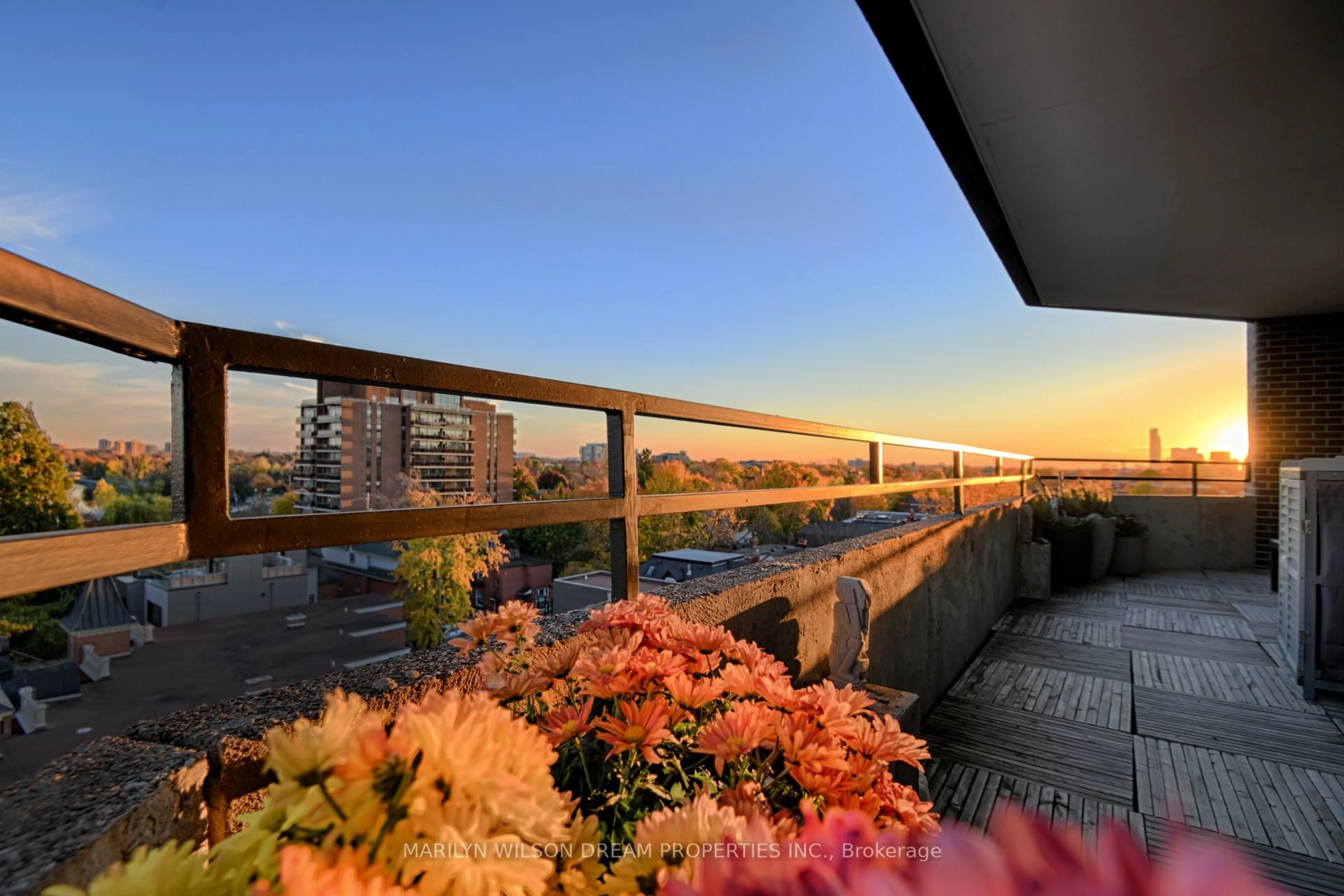 Balcony in the apartment, city buildings view from balcony for 300 Queen Elizabeth Dr #8D, Ottawa Ontario K1S 3M6
