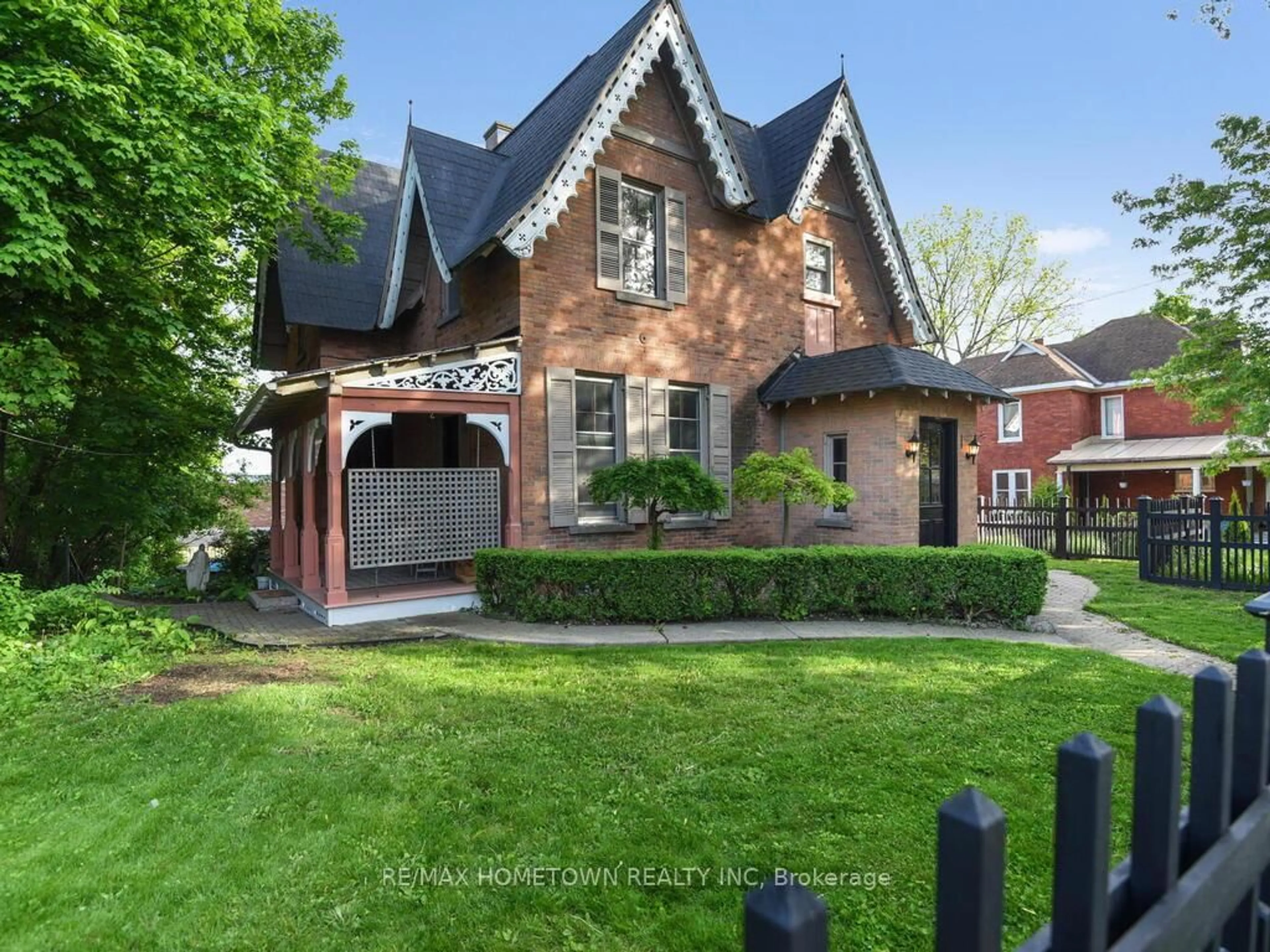 Home with brick exterior material, street for 157 DIBBLE St, Prescott Ontario K0E 1T0