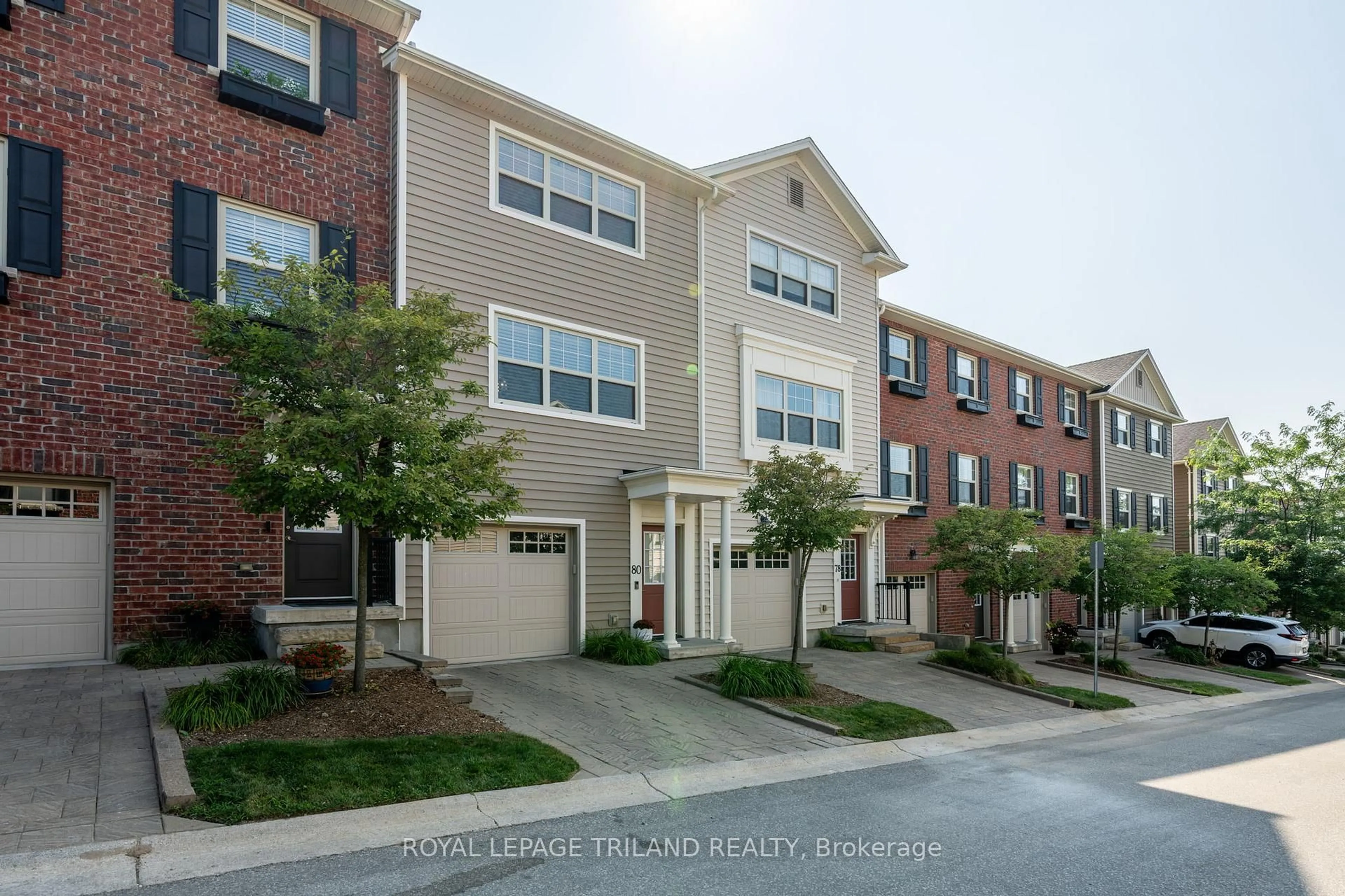 Unknown for 1850 Beaverbrook Ave #80, London North Ontario N6H 0G7