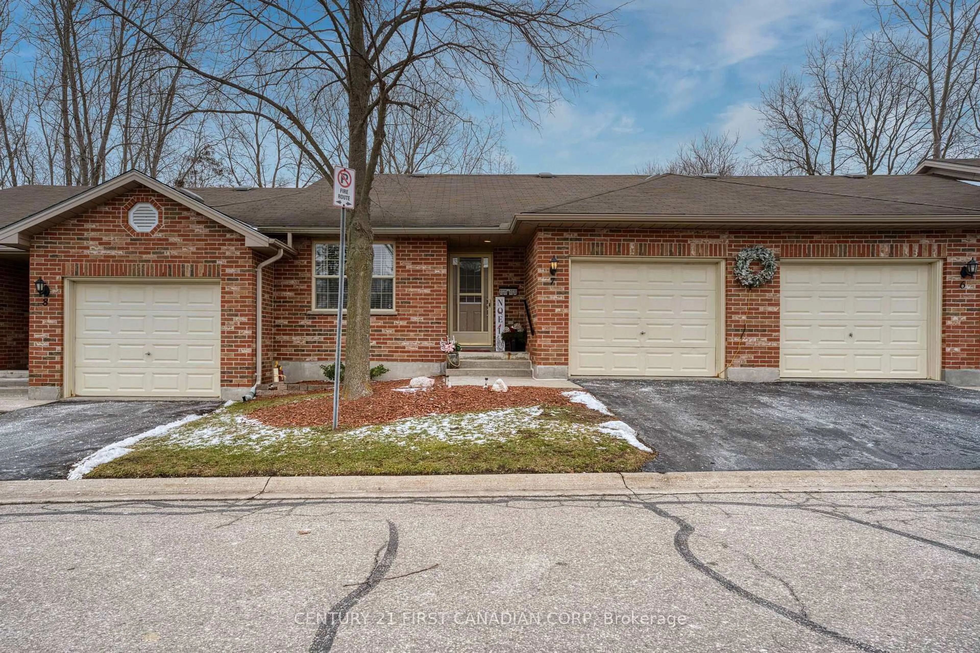 Home with brick exterior material, street for 80 Centre St #7, London South Ontario N6J 1T5