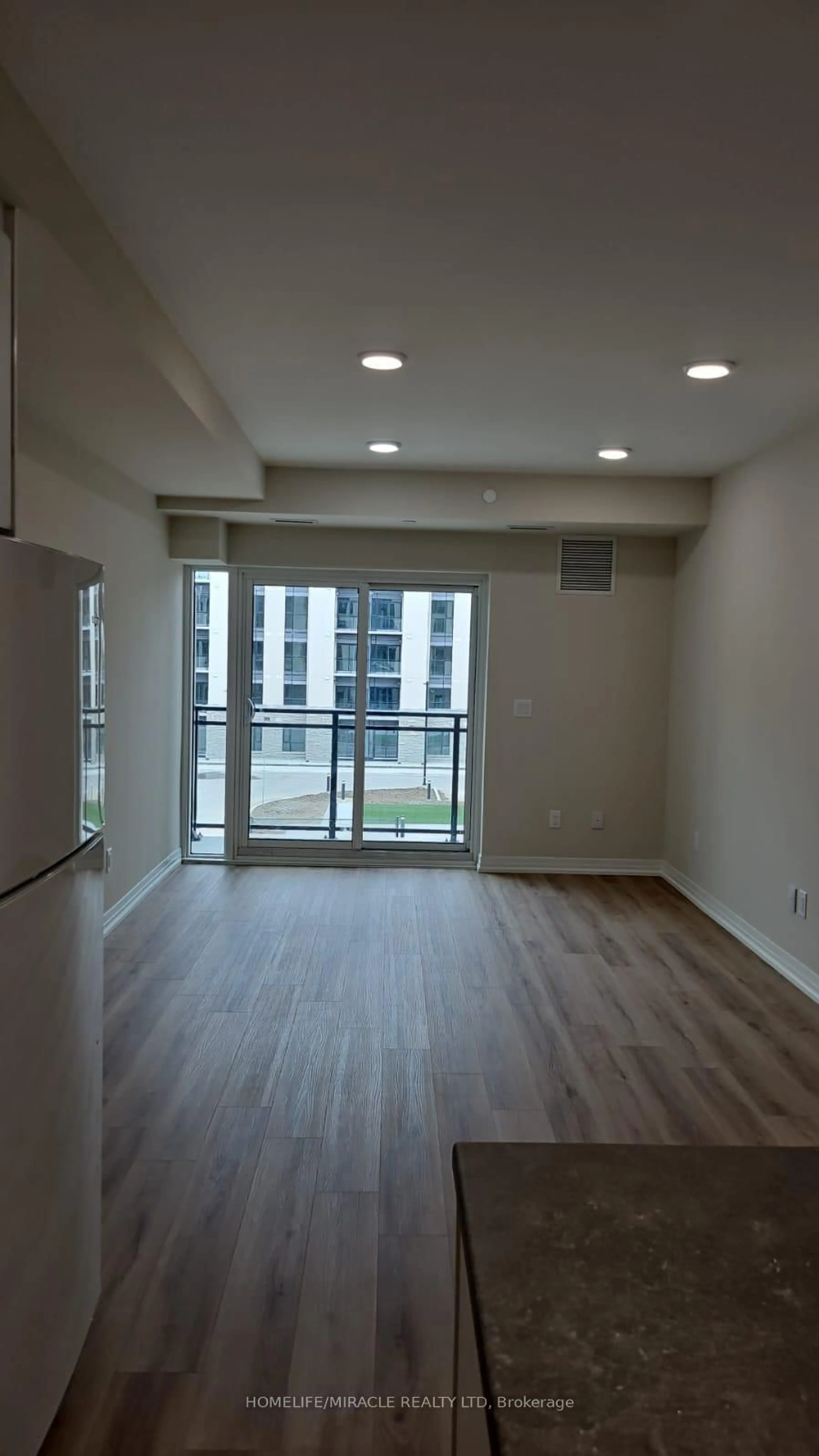 A pic of a room for 50 Herrick Ave #212, St. Catharines Ontario L2P 0G3