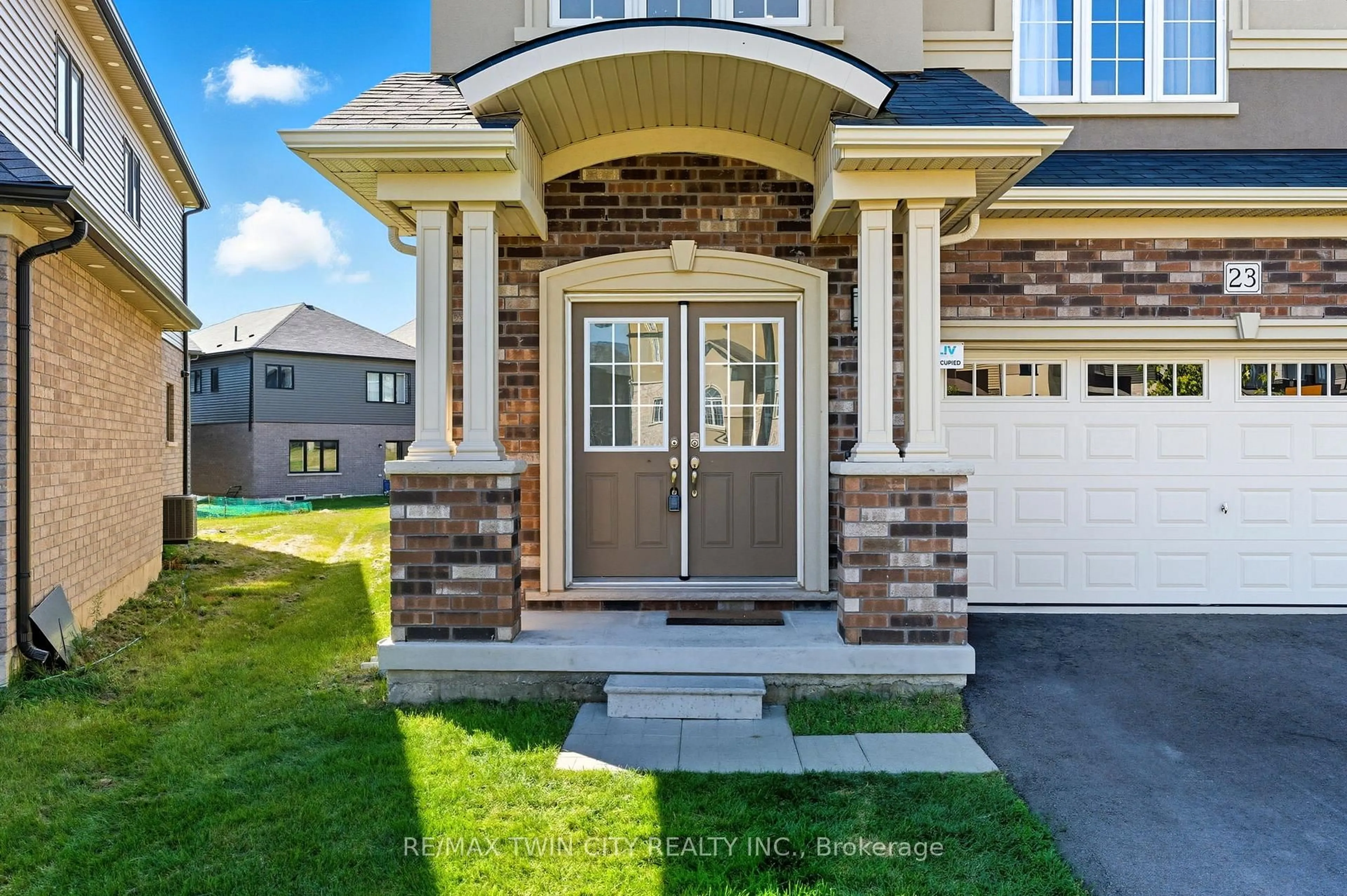 Unknown for 23 Whitton Dr, Brant Ontario N3L 0L1