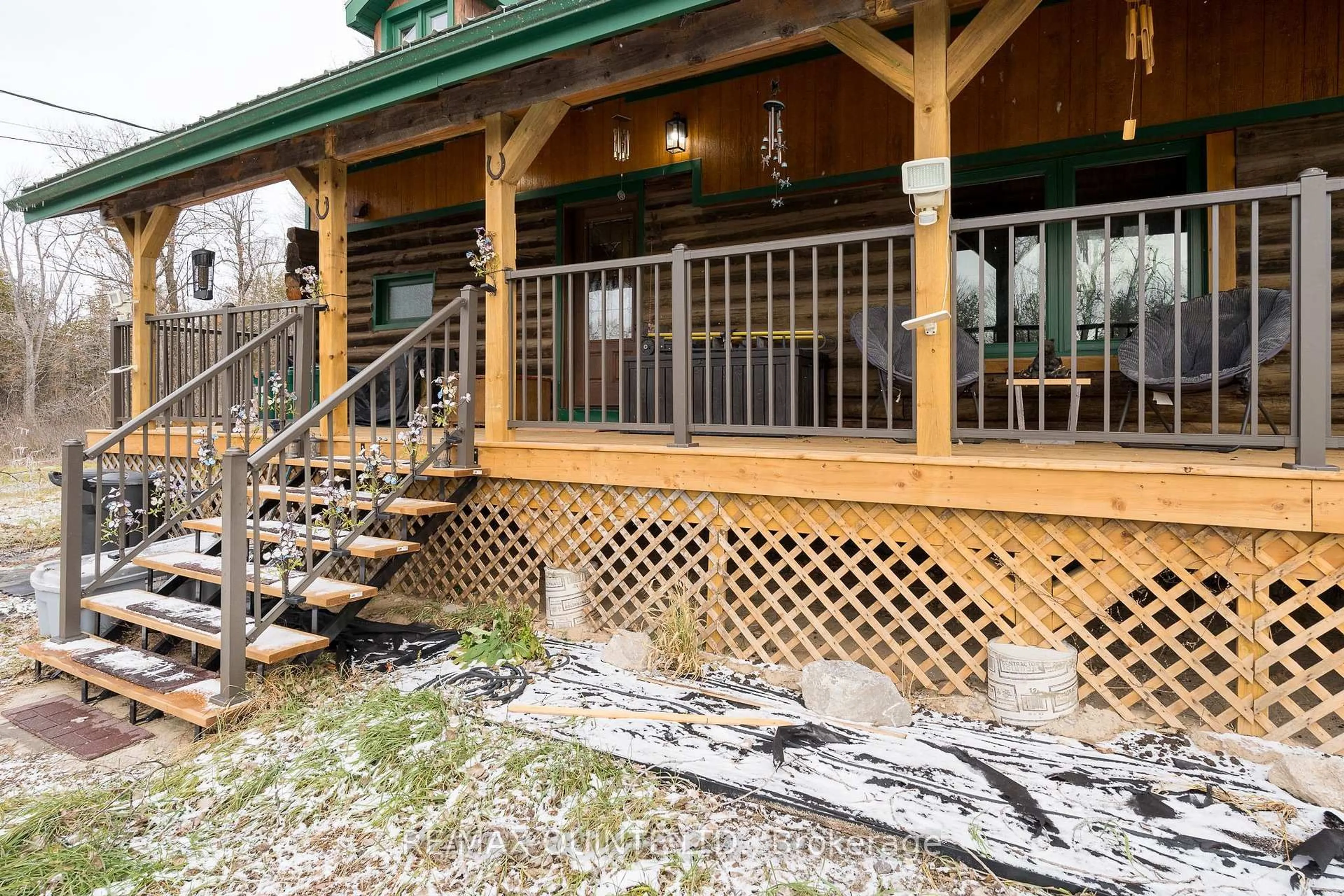 Patio, unknown for 20 Thompson Rd, Madoc Ontario K0K 2K0