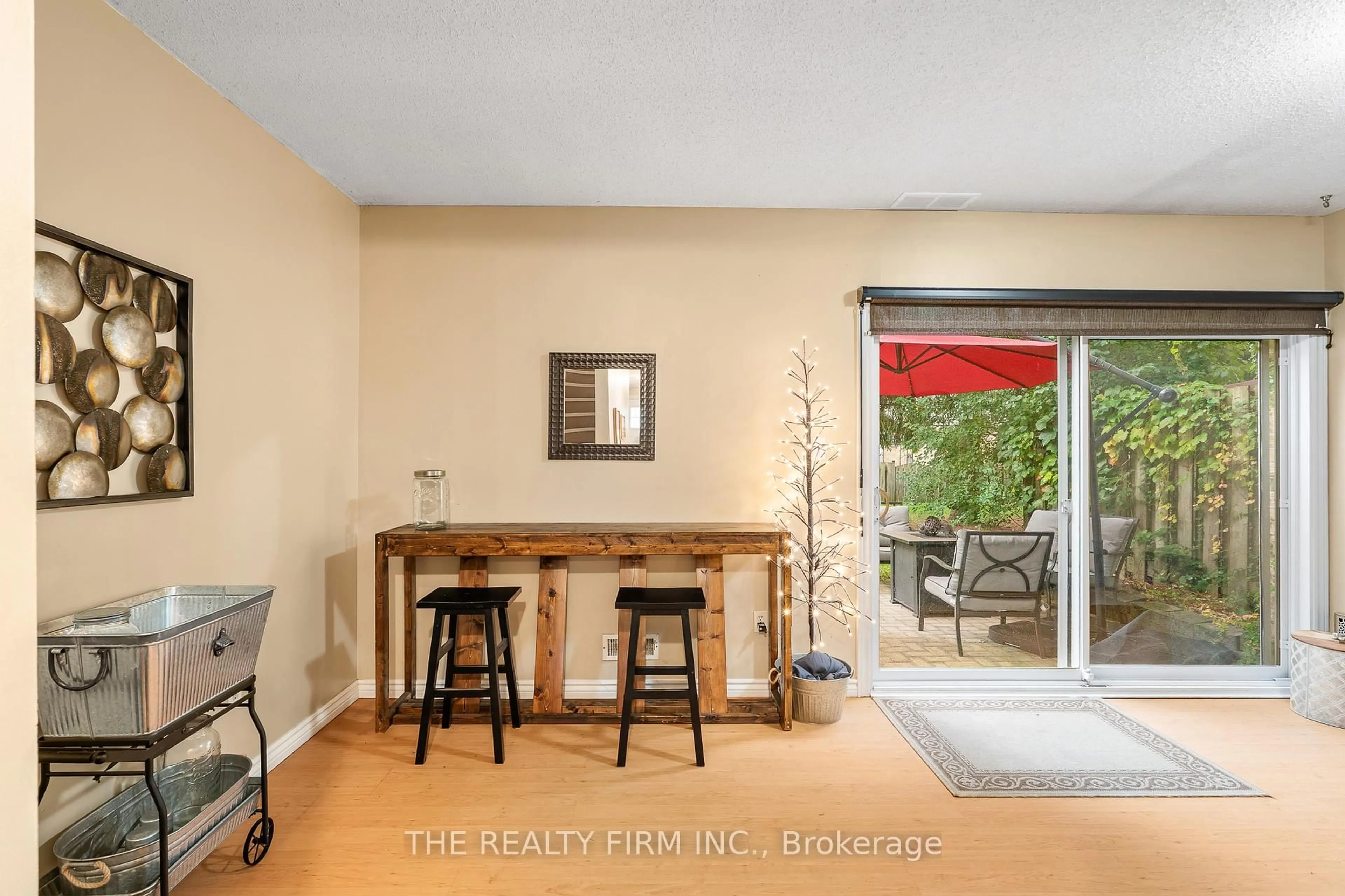 Unknown for 1990 Wavell St #67, London East Ontario N5V 4N5