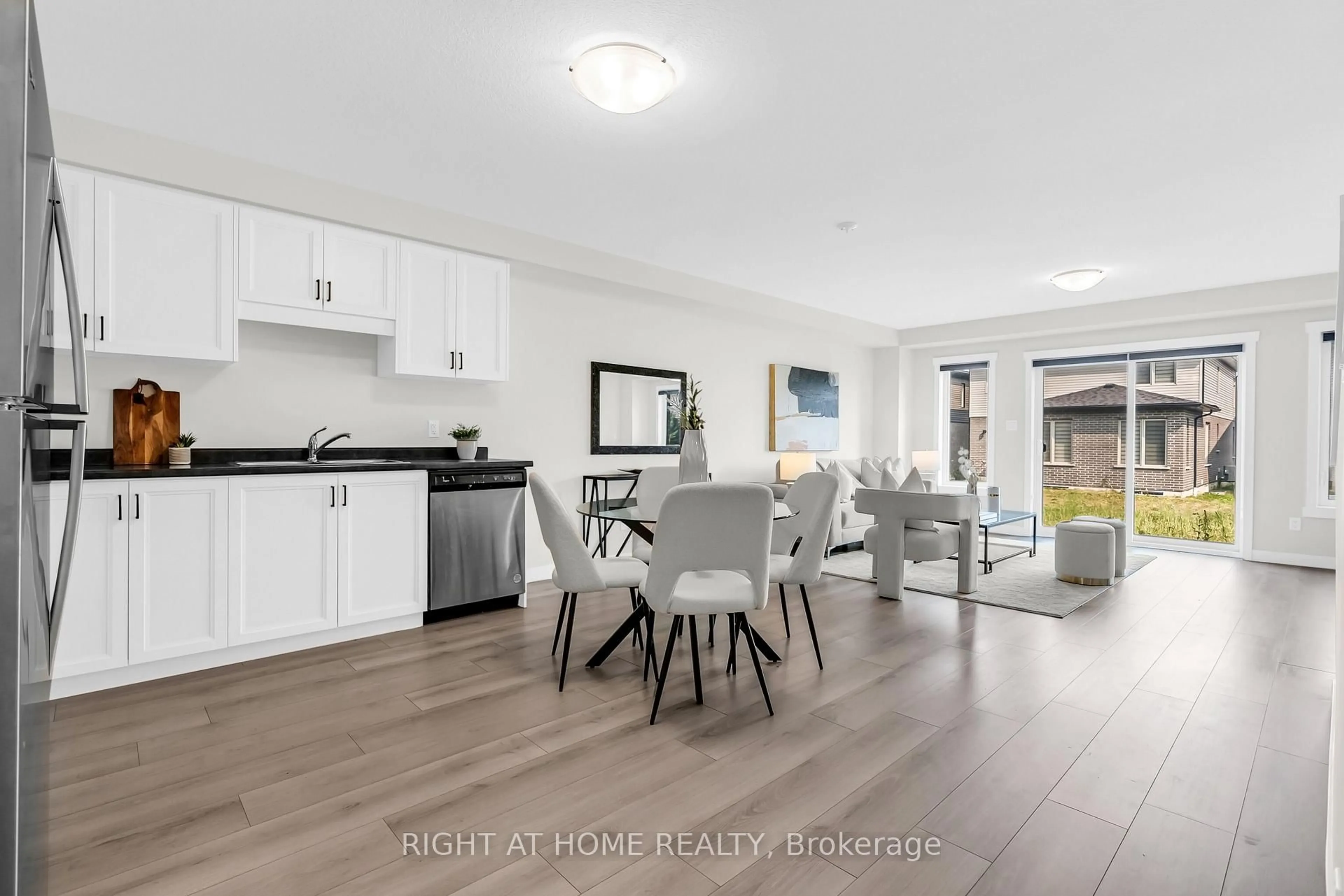 Open concept kitchen, unknown for 34 Wilkinson Ave, Cambridge Ontario N1S 0E2