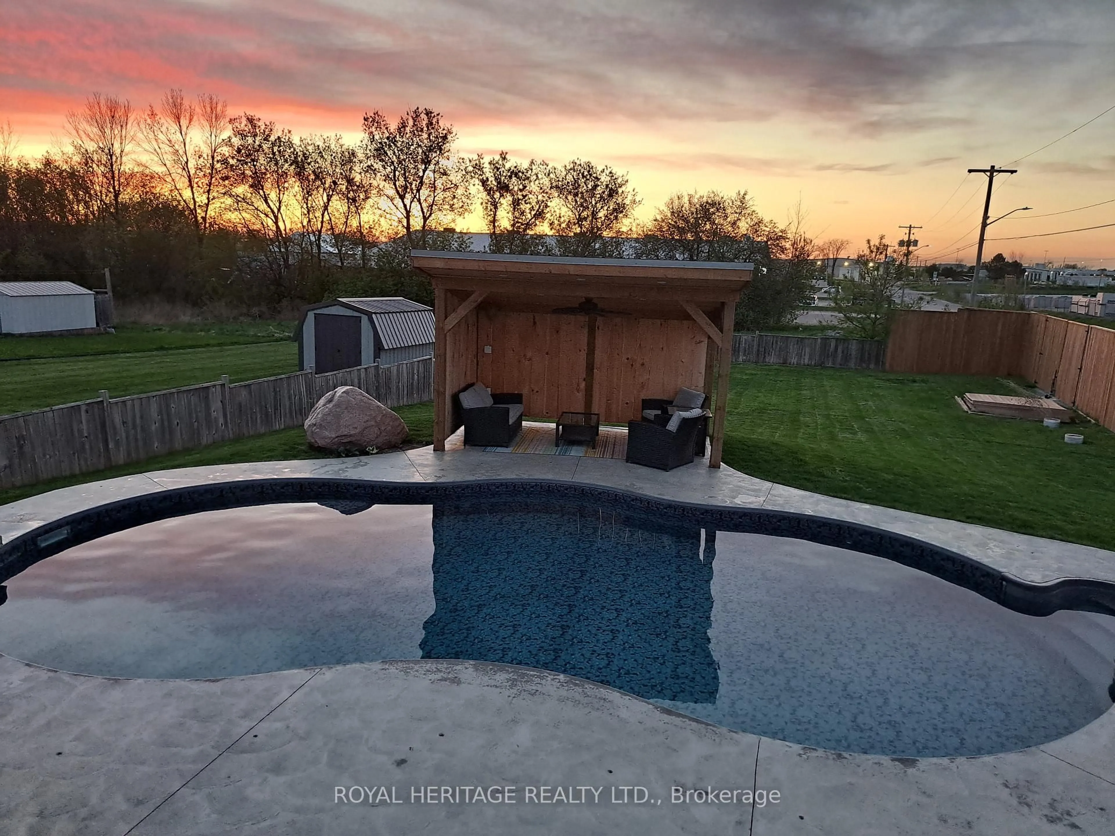 A pic from outside/outdoor area/front of a property/back of a property/a pic from drone, water/lake/river/ocean view for 26 Beverly St, Kawartha Lakes Ontario K9V 4Y7