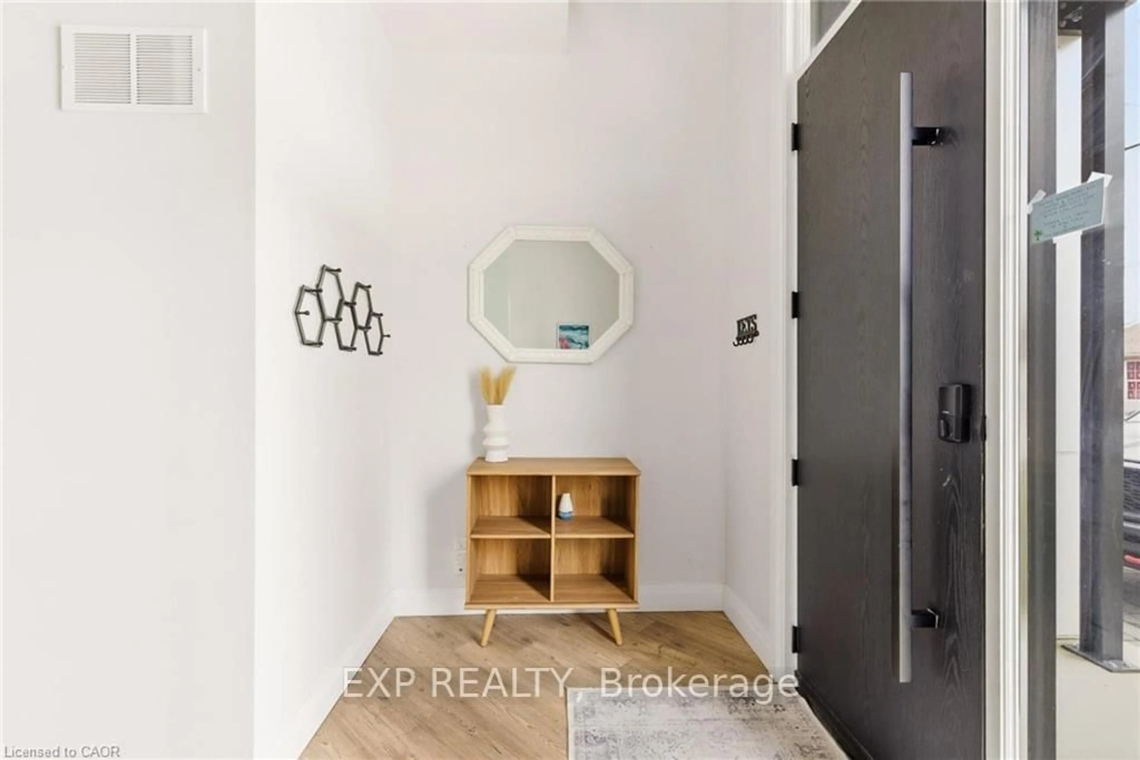 Indoor entryway for 26 HURON St, Lambton Shores Ontario N0M 1T0