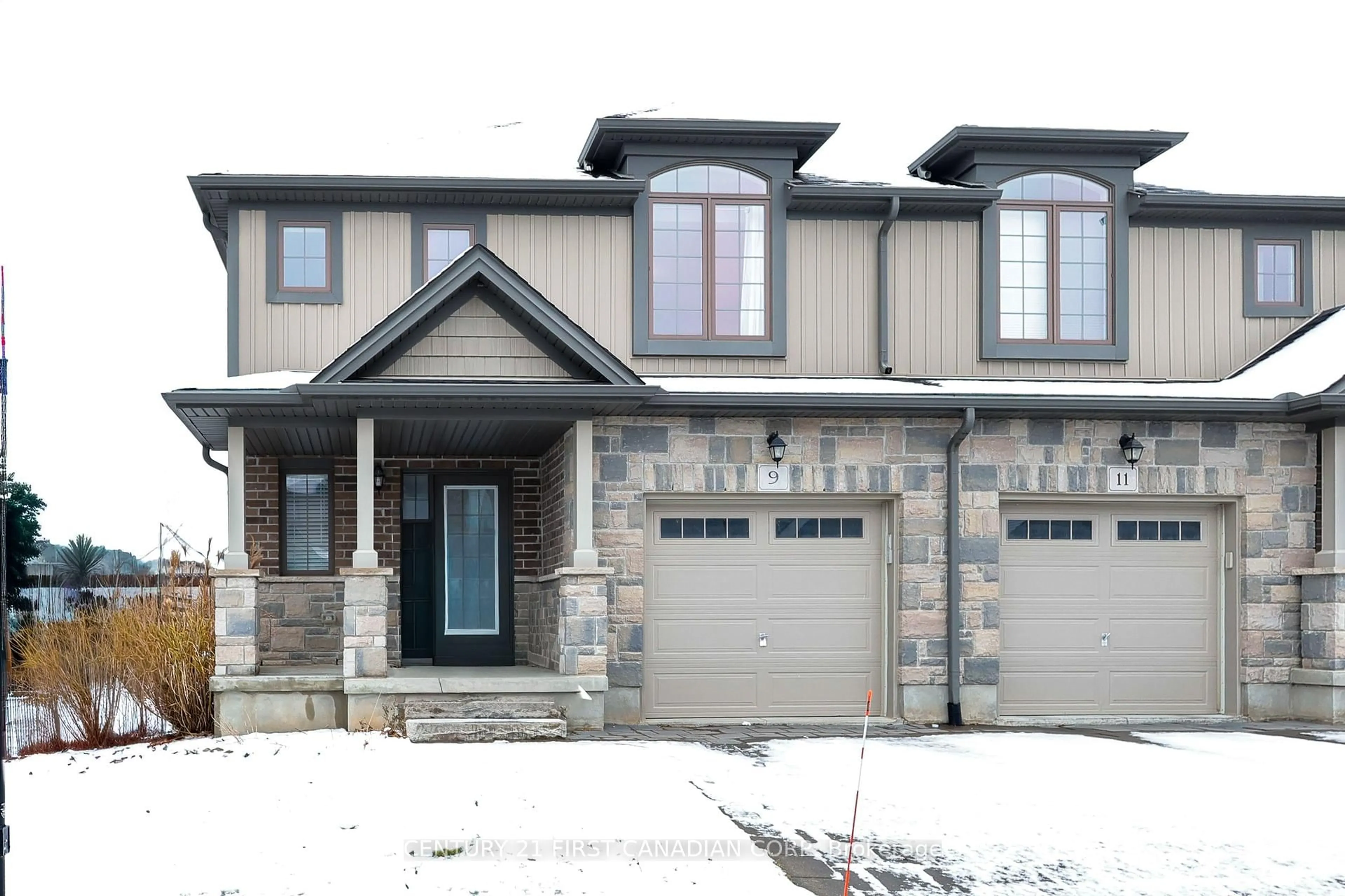 Home with brick exterior material, street for 2040 SHORE Rd #9, London South Ontario N6K 0G3