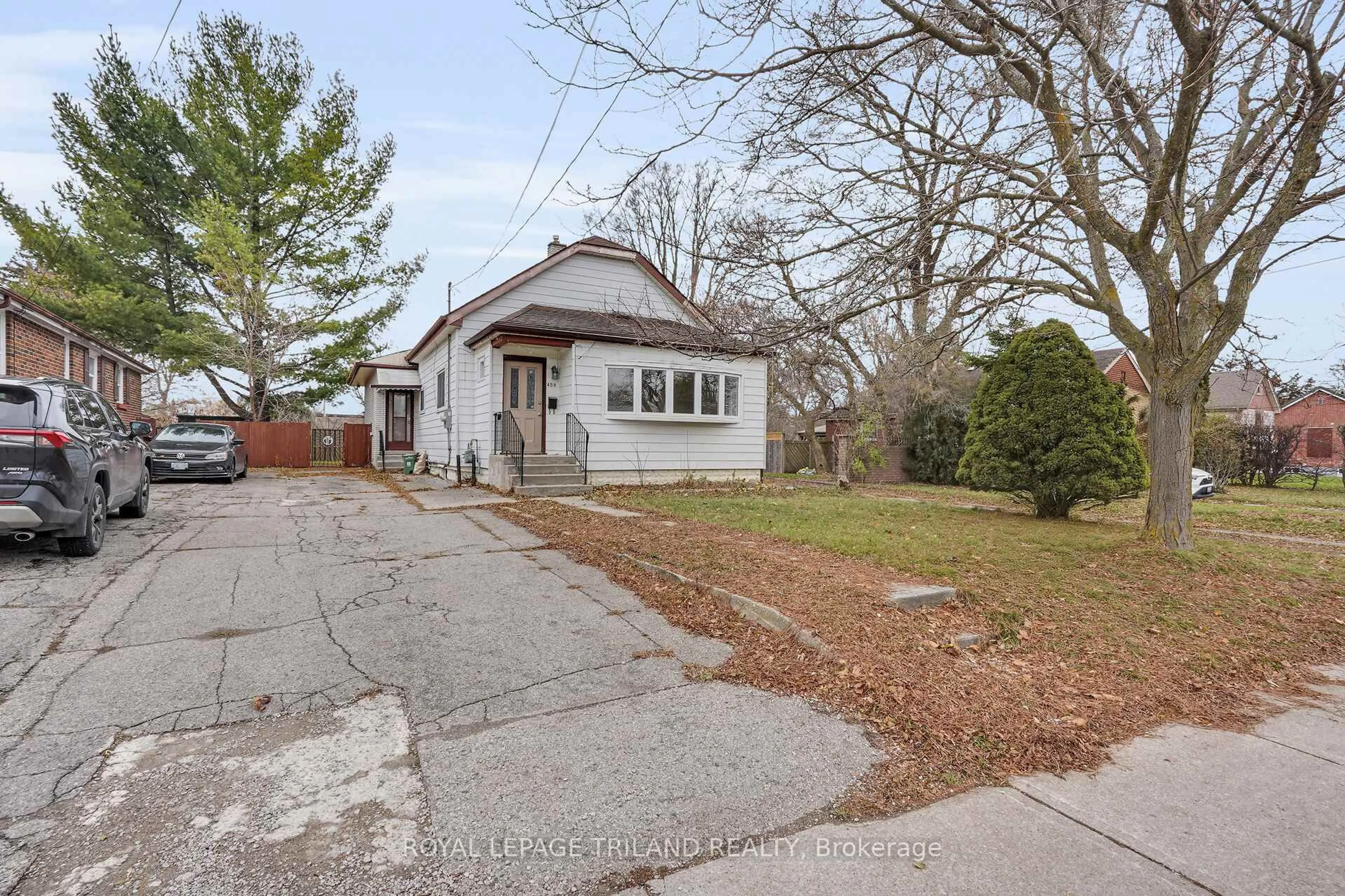 Unknown for 459 Hale St, London East Ontario N5W 1G6