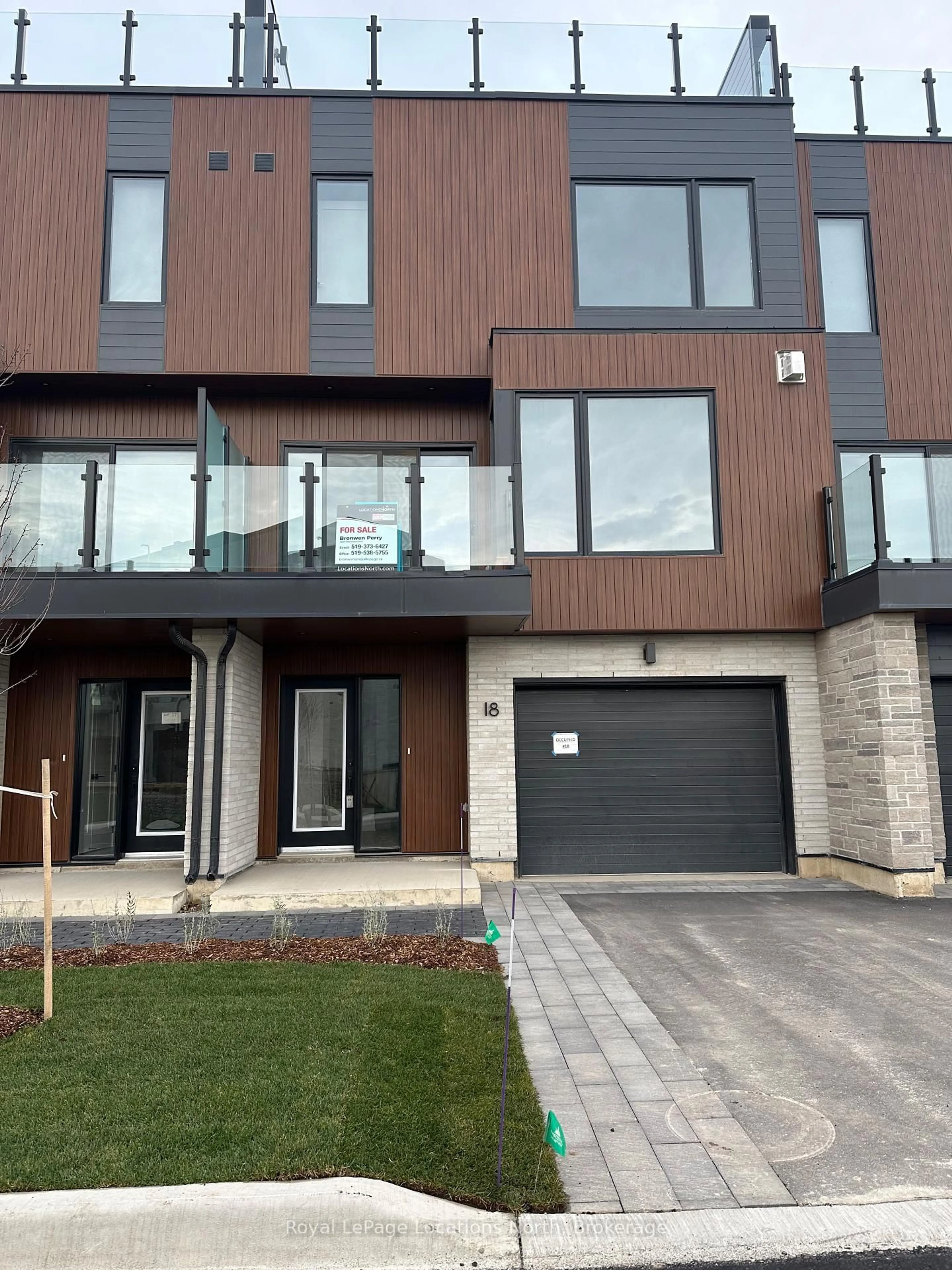 Home with brick exterior material, street for 117 Sladden Crt #18, Blue Mountains Ontario N0H 2P0