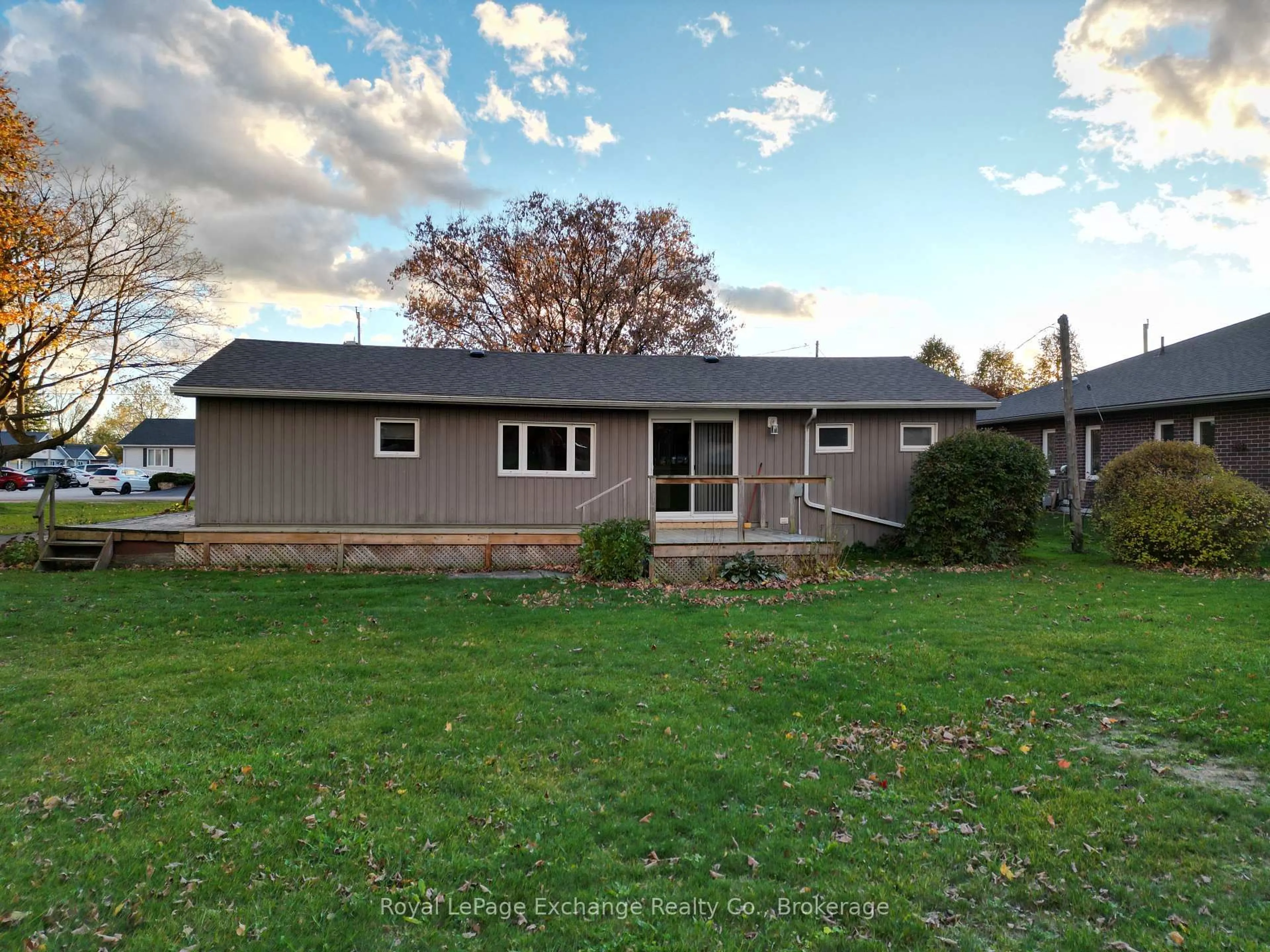 Unknown for 19 Park St, Huron-Kinloss Ontario N0G 2R0