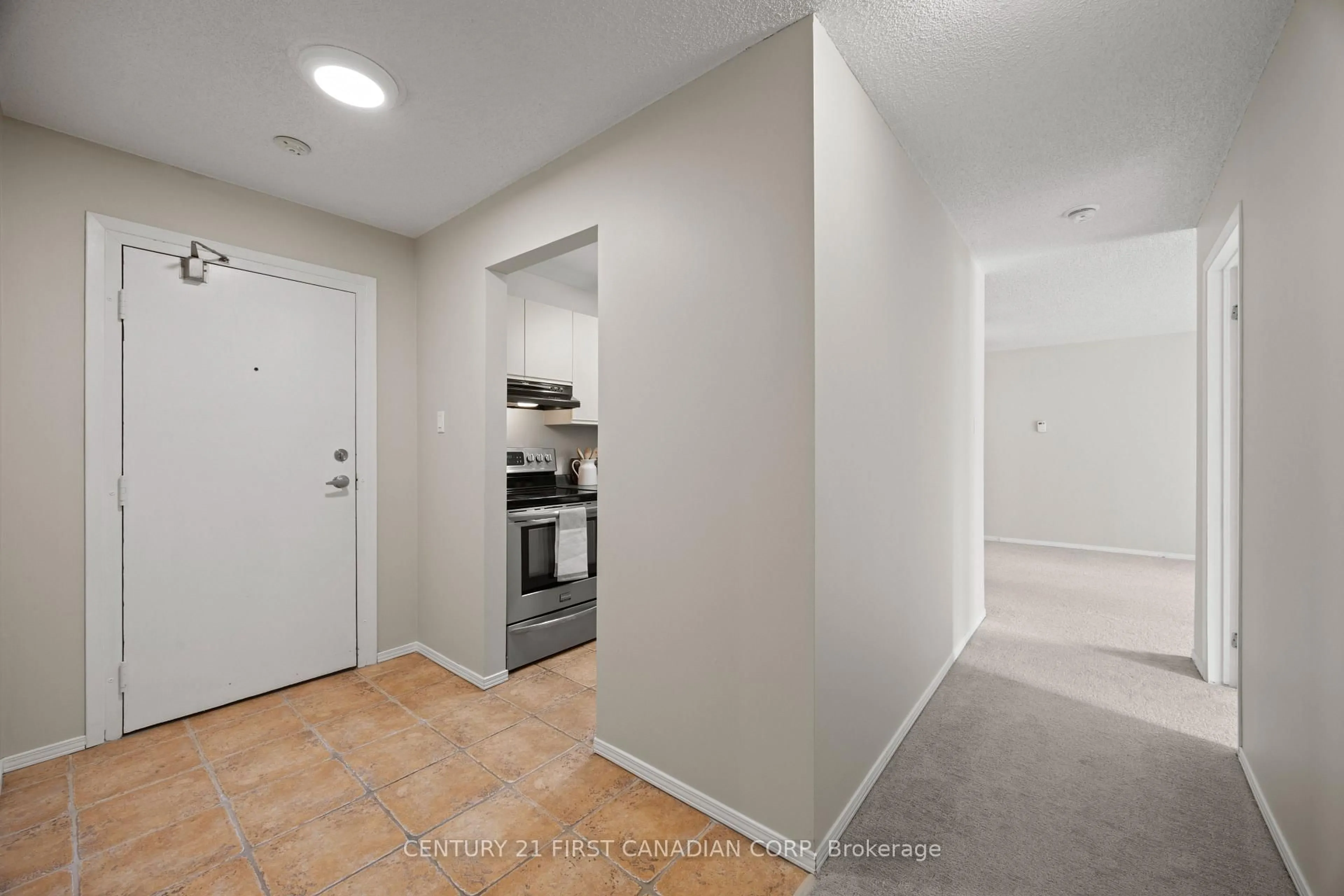 Unknown for 2228 Trafalgar St #208, London East Ontario N5V 4J8