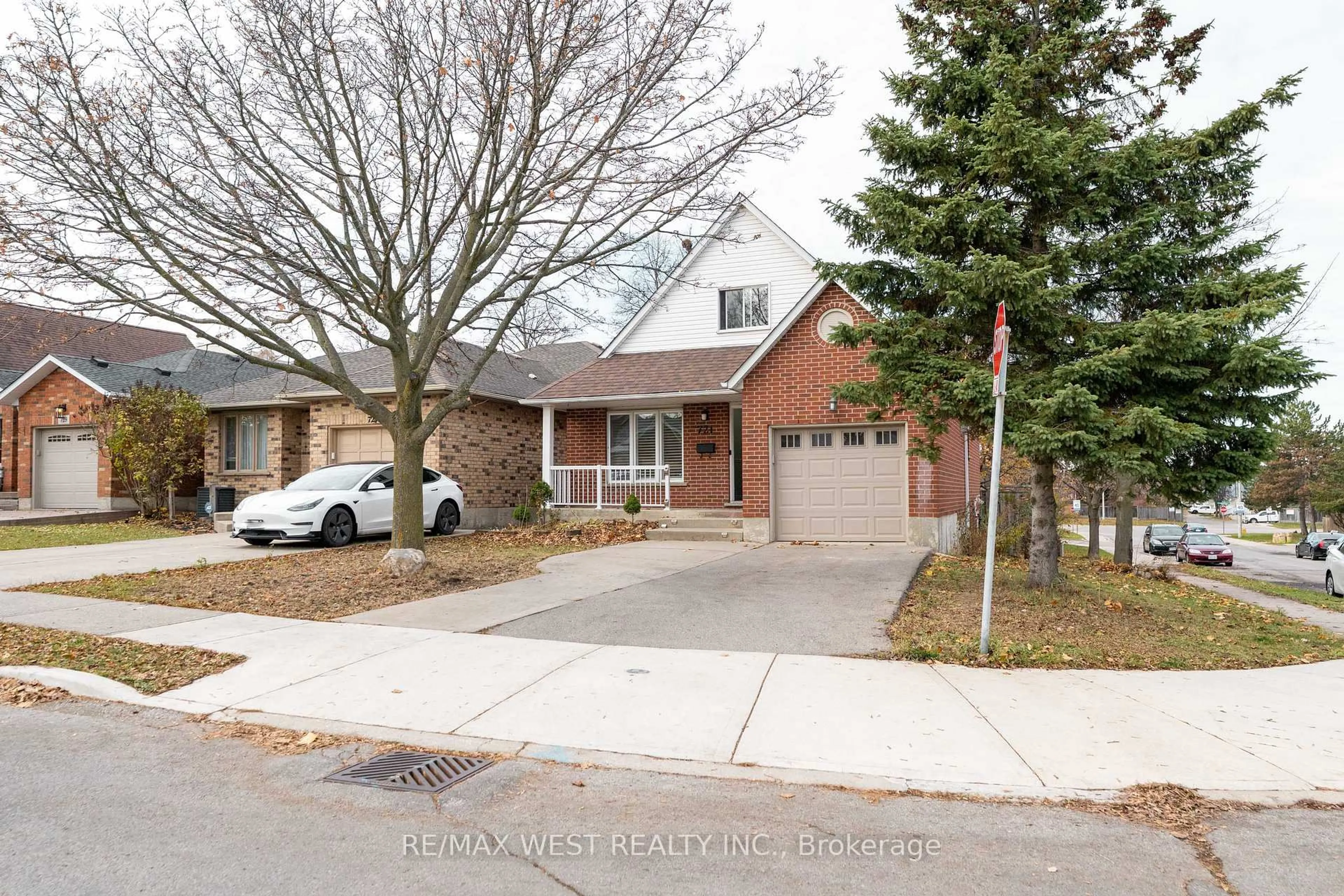 Home with brick exterior material, street for 721 Acadia Dr, Hamilton Ontario L8W 3V2
