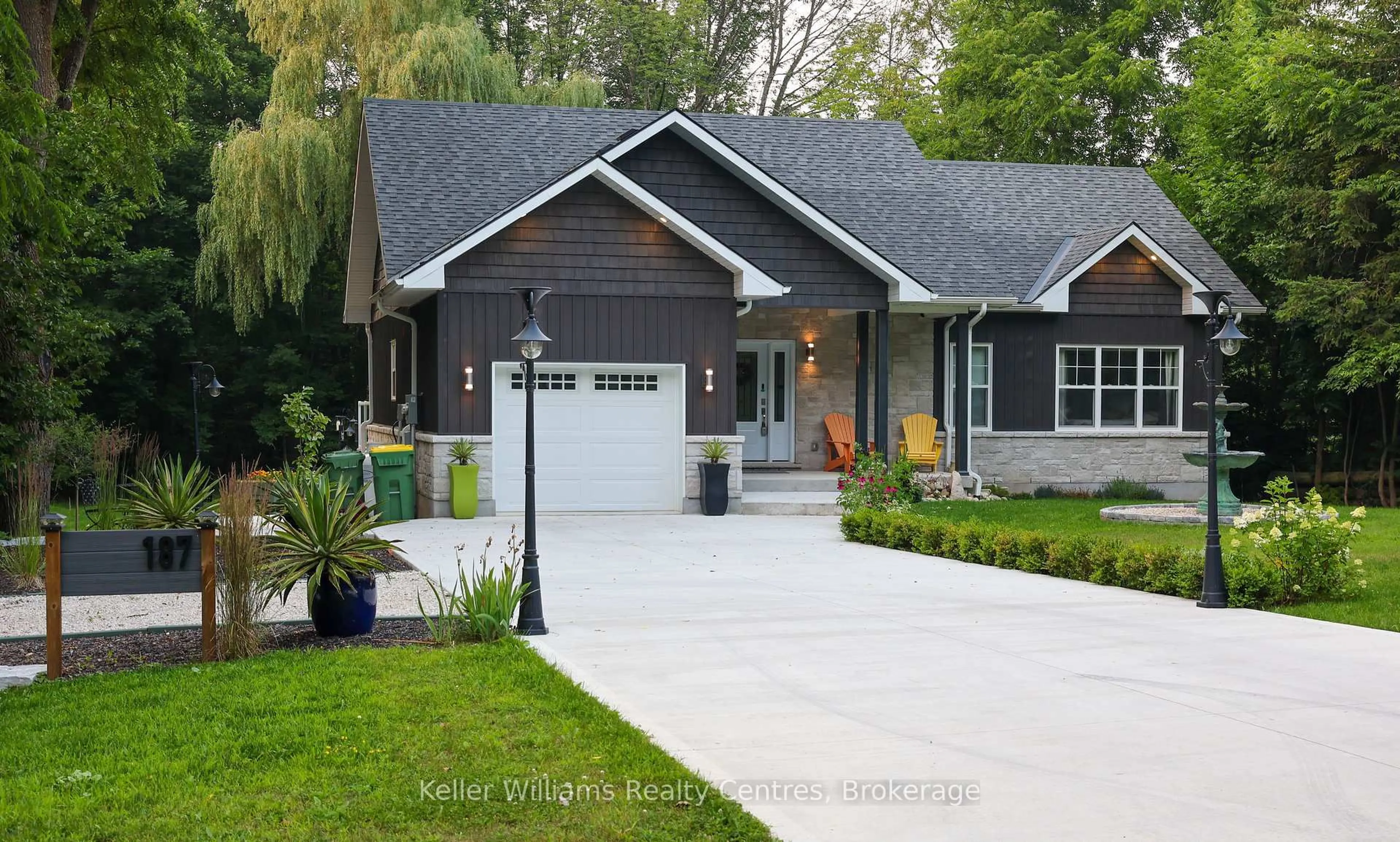 Home with vinyl exterior material, street for 187 Pellisier St, Grey Highlands Ontario N0C 1E0