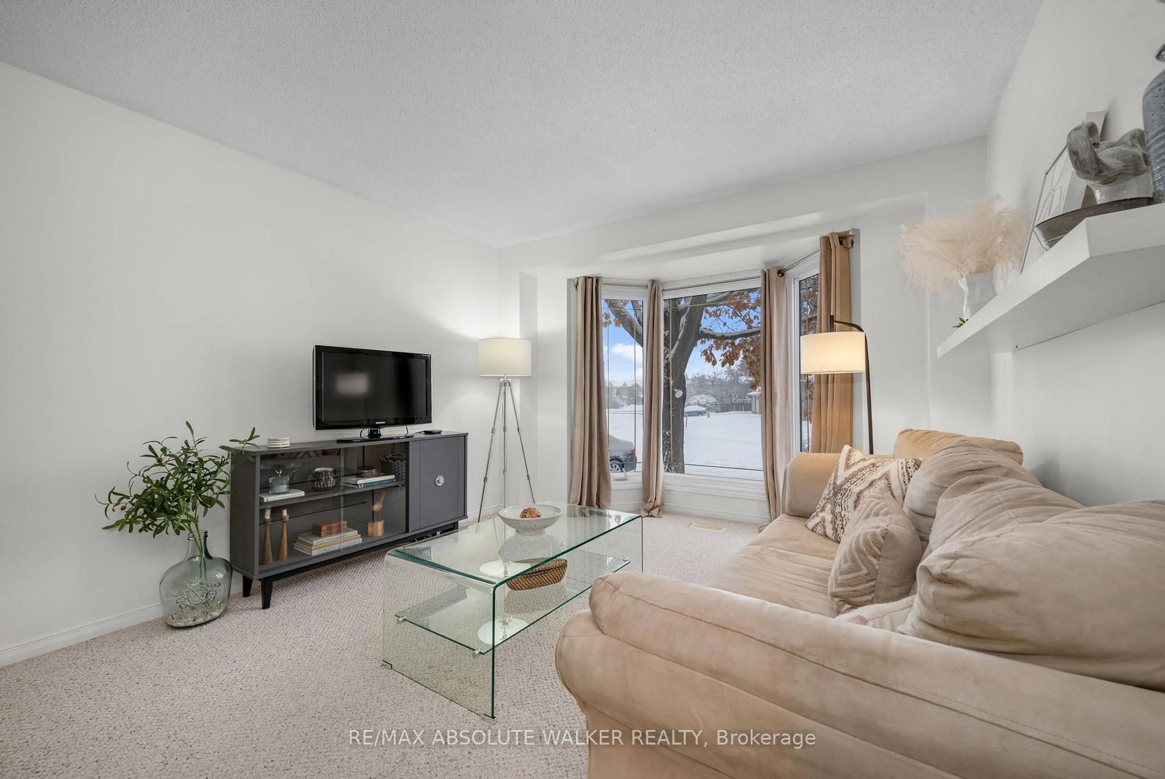 Living room with furniture, unknown for 1973 Crestmont Pl, Orleans Ontario K1W 1E4