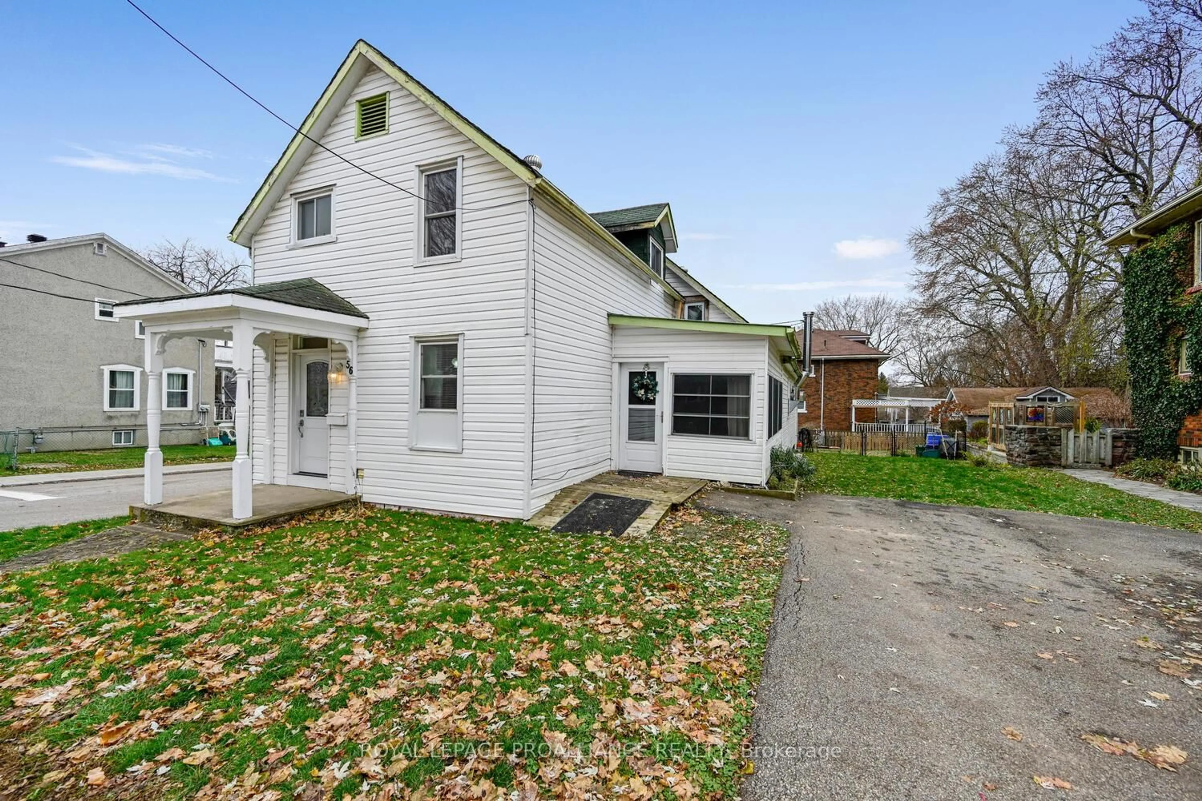 A pic from outside/outdoor area/front of a property/back of a property/a pic from drone, street for 56 North Augusta Rd, Brockville Ontario K6V 2X6