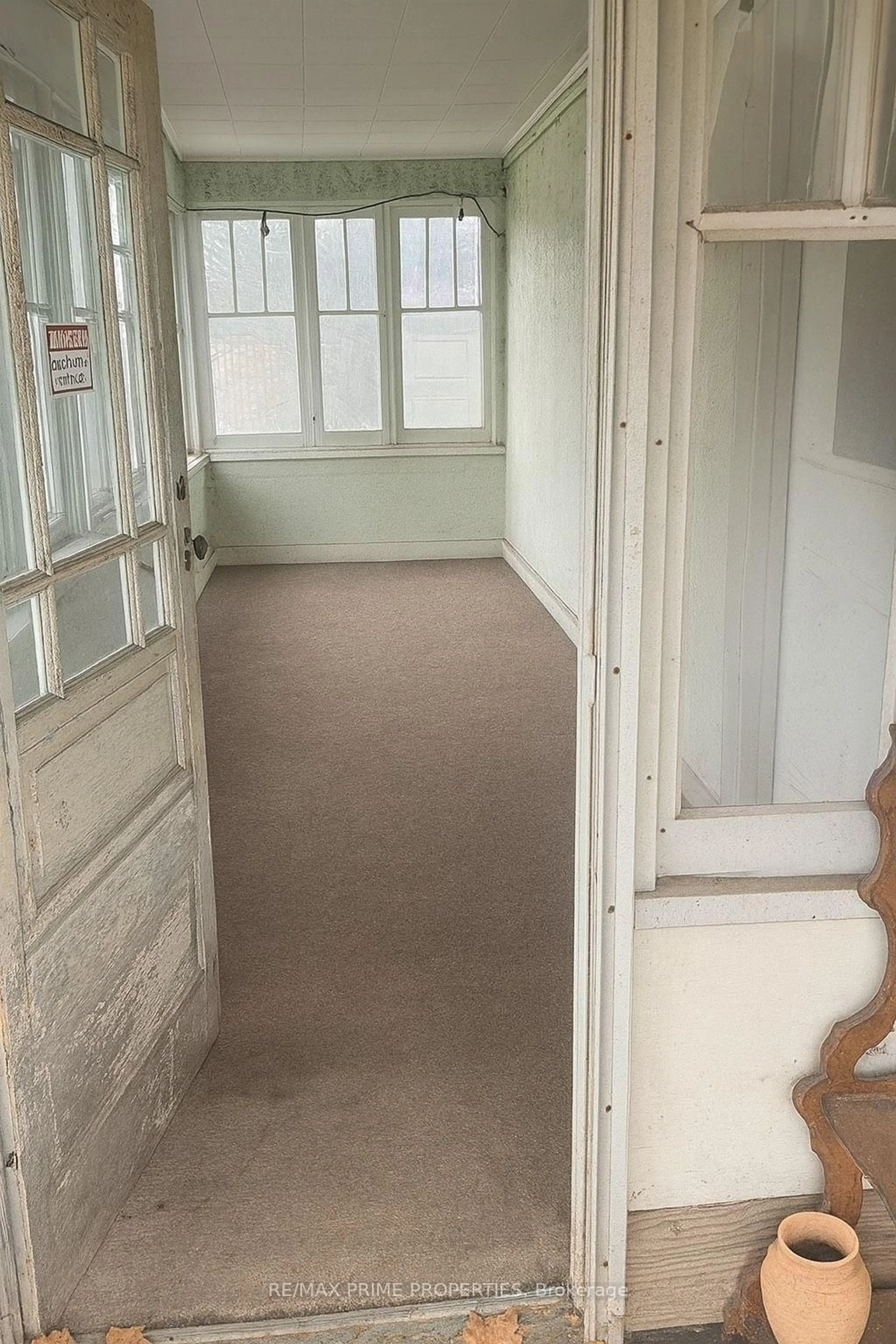 A pic of a room for 211 Forest St, Haldimand Ontario N1A 1P2