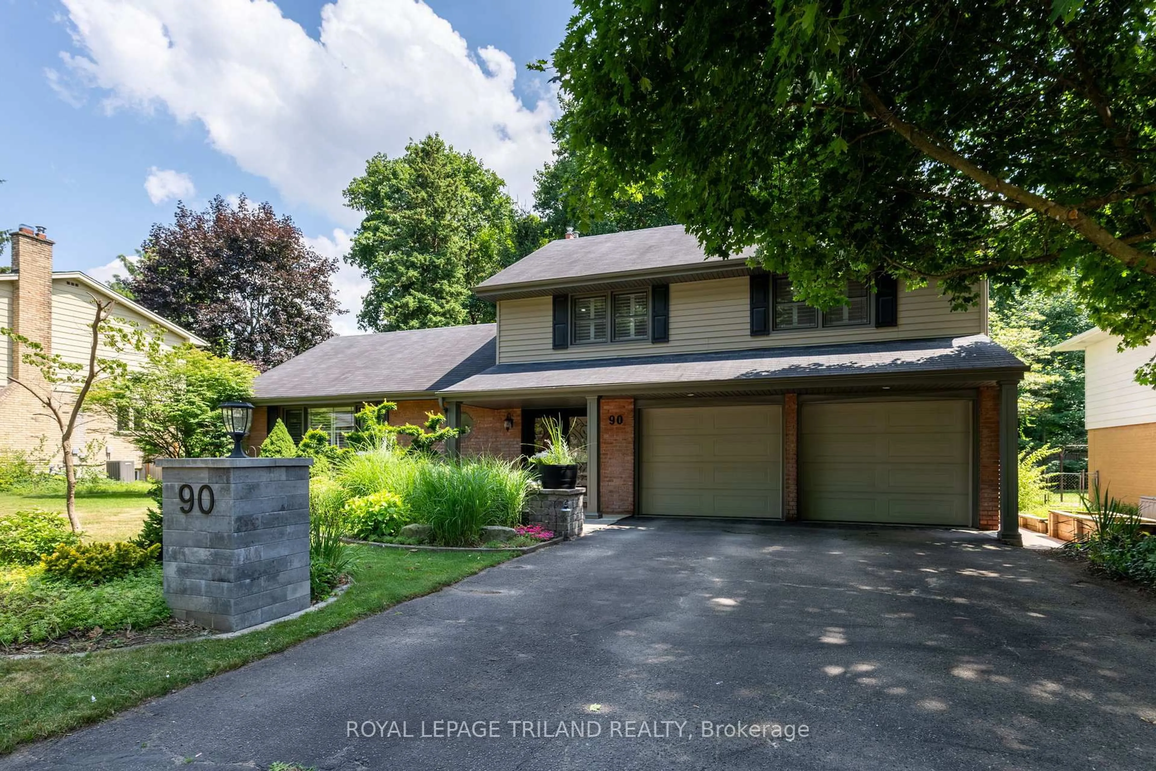 Unknown for 90 Georgia Rd, London North Ontario N6H 2R6