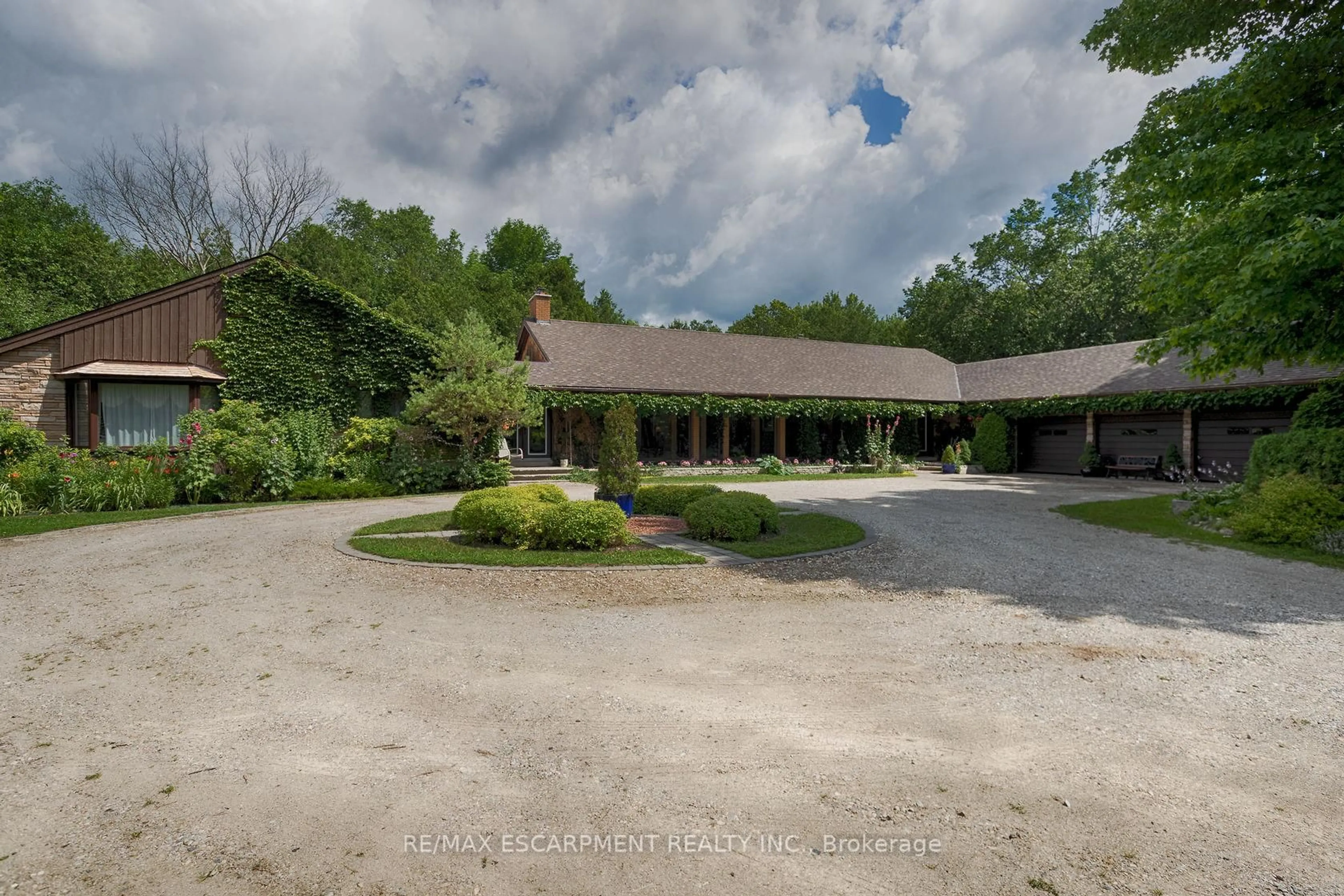 A pic from outside/outdoor area/front of a property/back of a property/a pic from drone, unknown for 302783 Douglas St, West Grey Ontario N0G 1R0