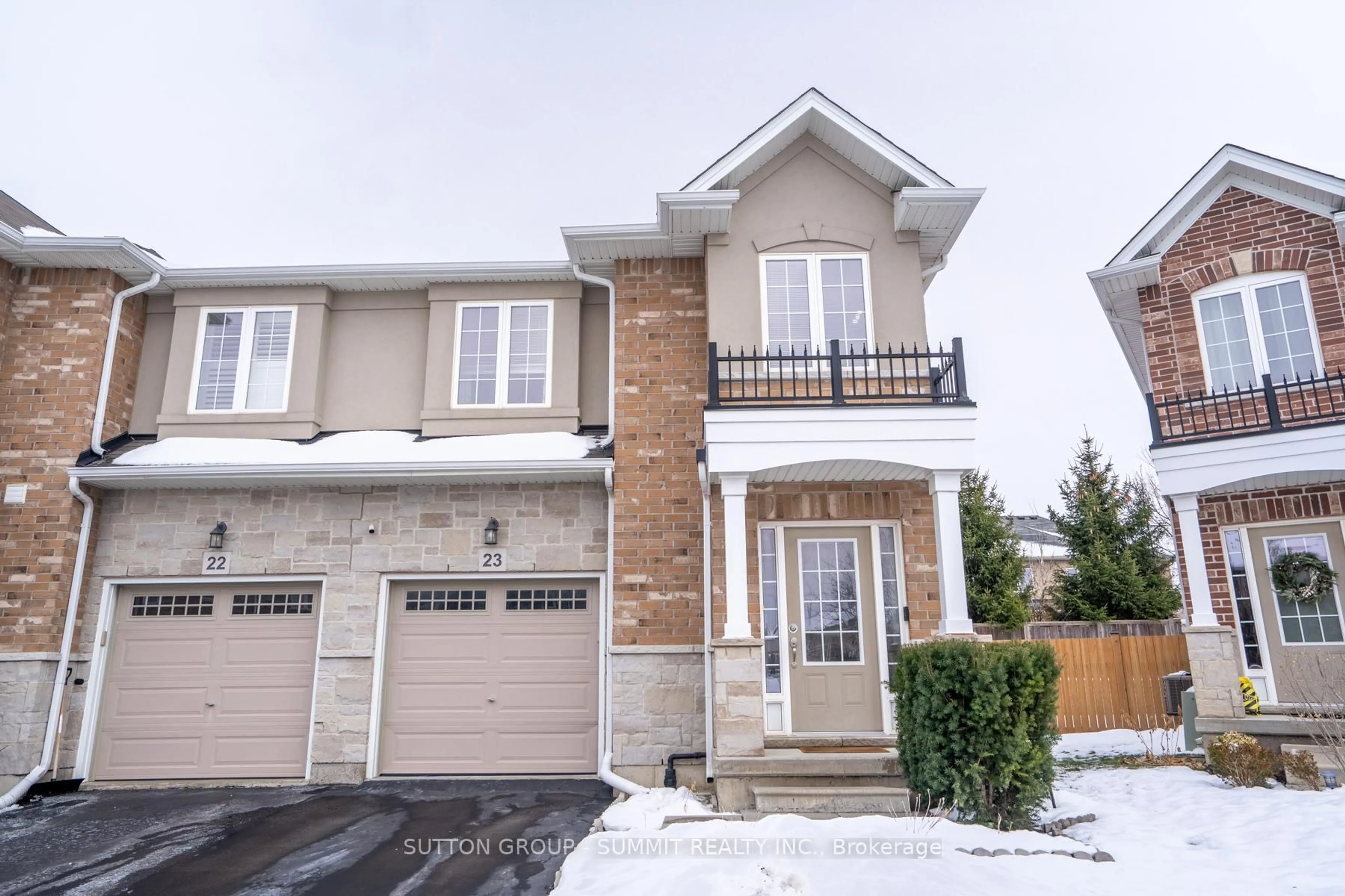 Home with brick exterior material, street for 90 Raymond Rd #23, Hamilton Ontario L9K 0J6