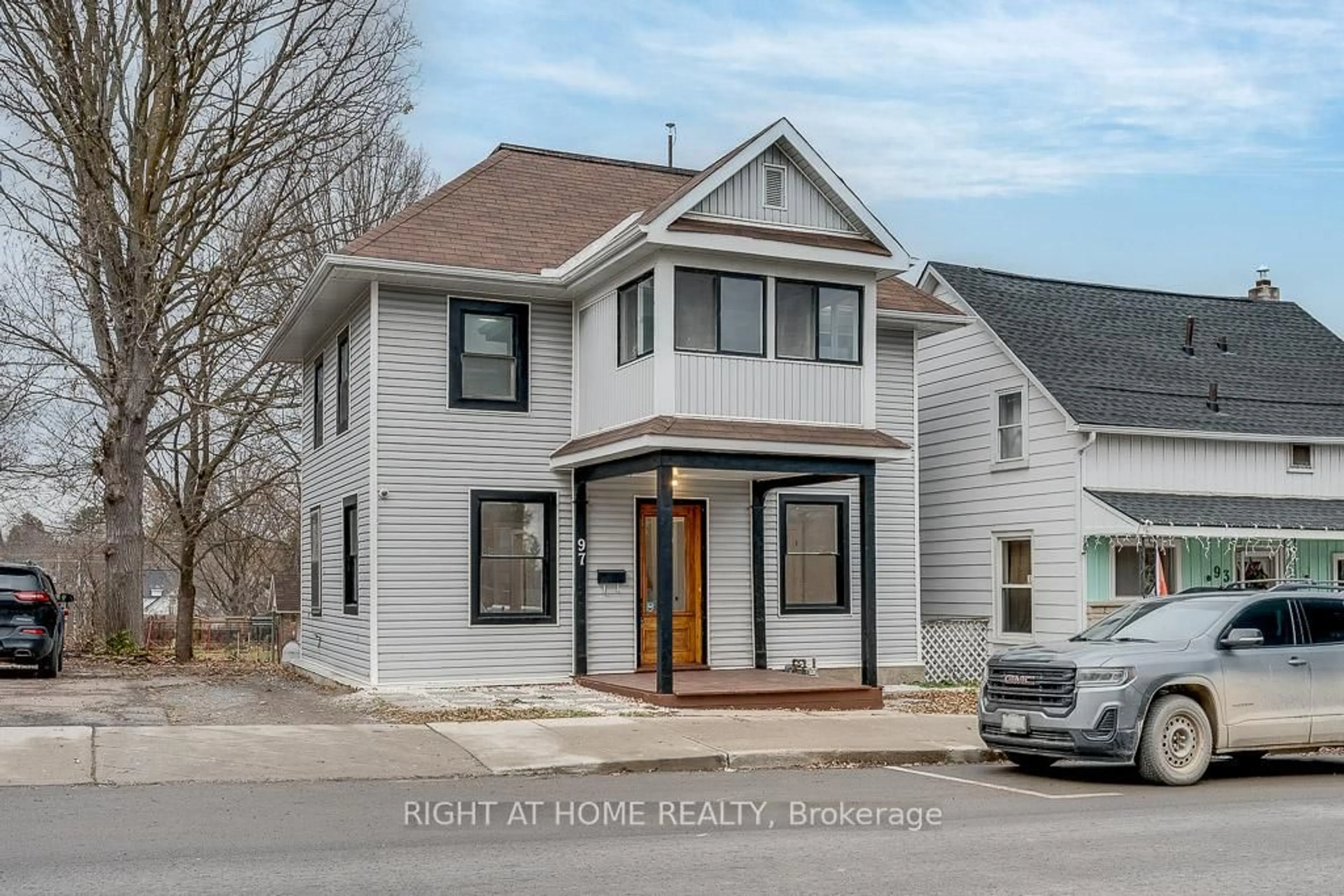 Home with vinyl exterior material, street for 97 Madawaska St, Arnprior Ontario K7S 1S2