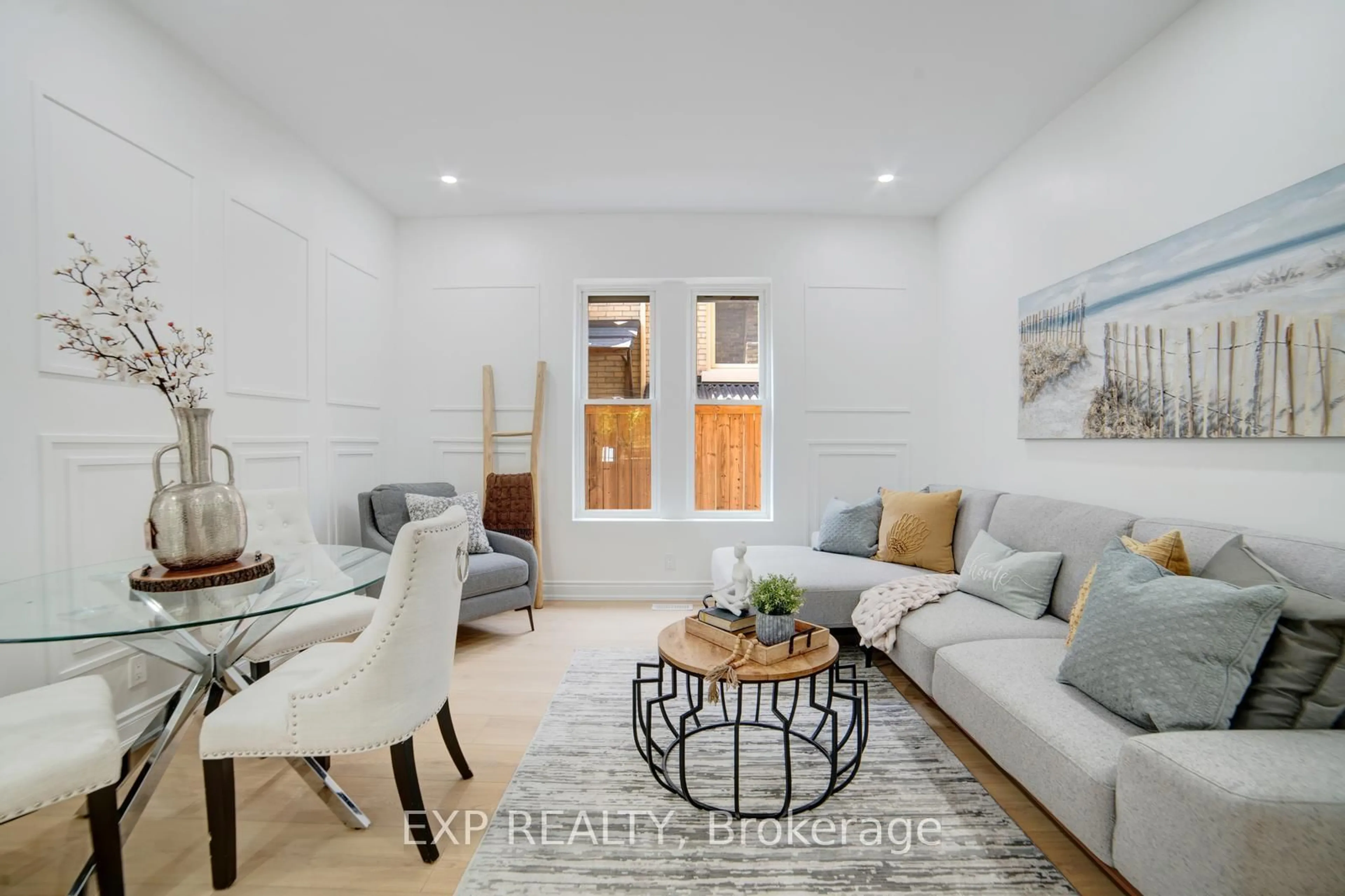 Living room with furniture, unknown for 28 Springbank Dr, London South Ontario N6J 1E3