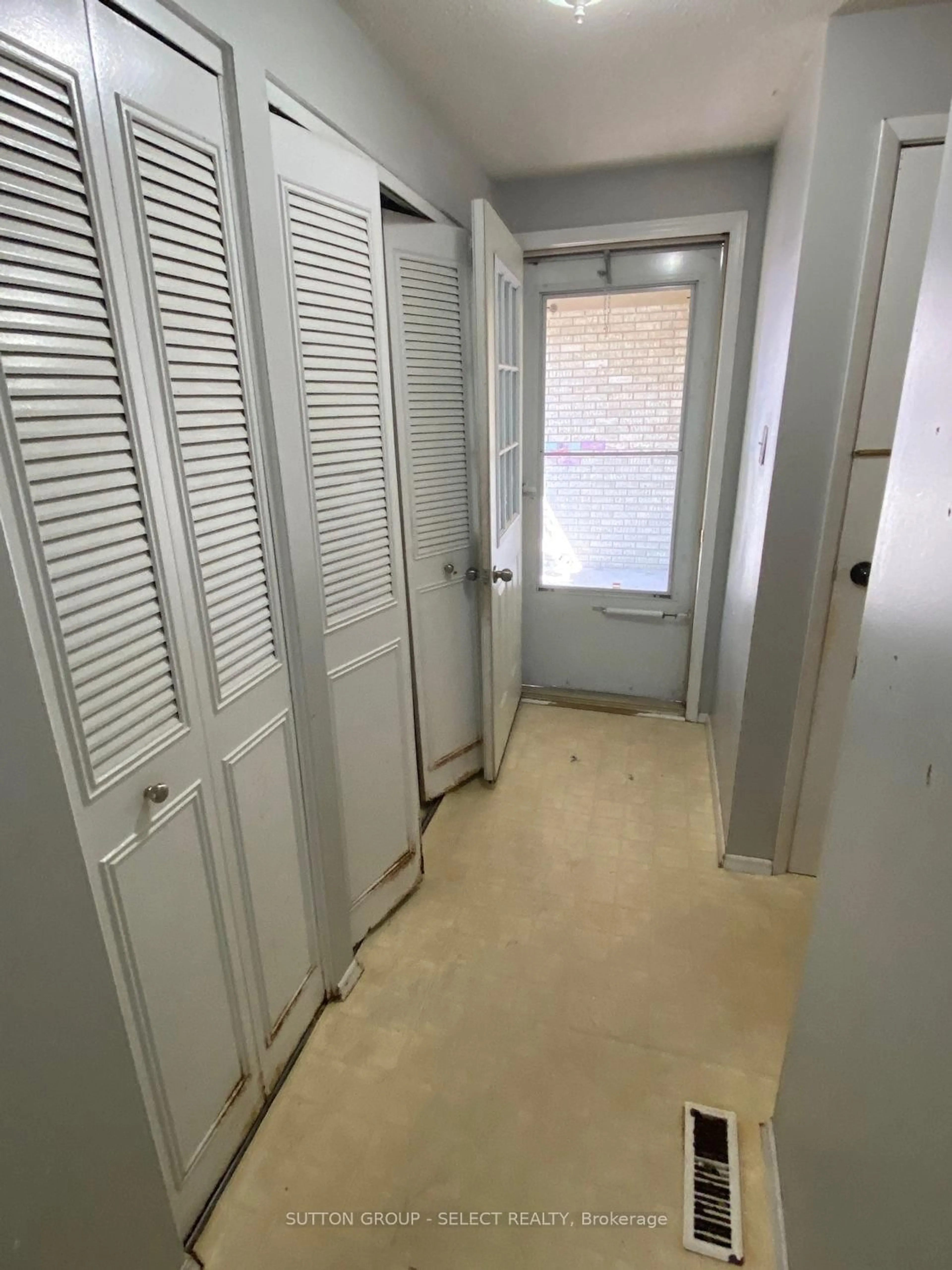 Storage room or clothes room or walk-in closet for 700 Paisley Rd #46, Guelph Ontario N1K 1A3