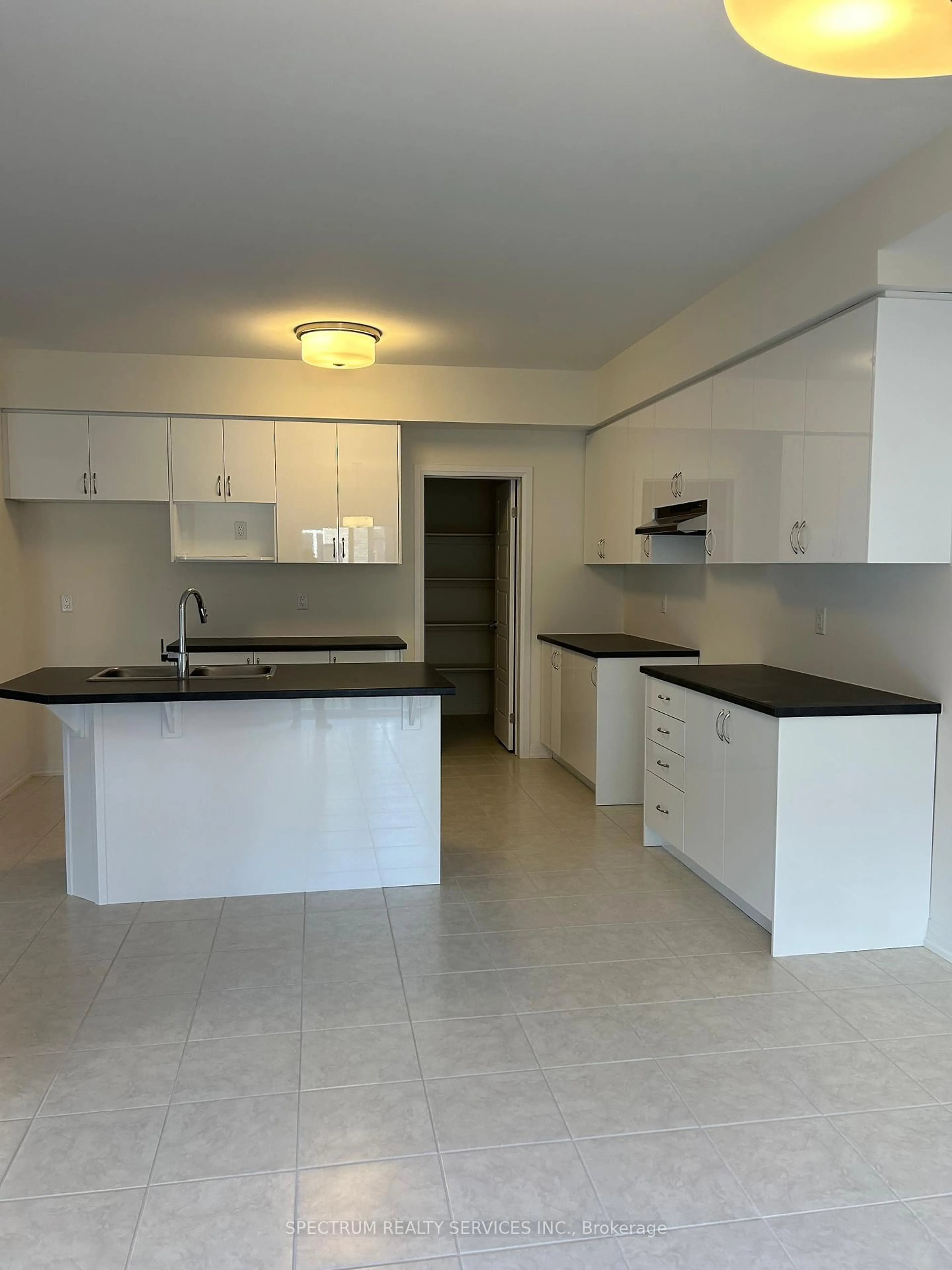 Standard kitchen, ceramic/tile floor for 50 Dennis Ave, Brantford Ontario N3V 0B9