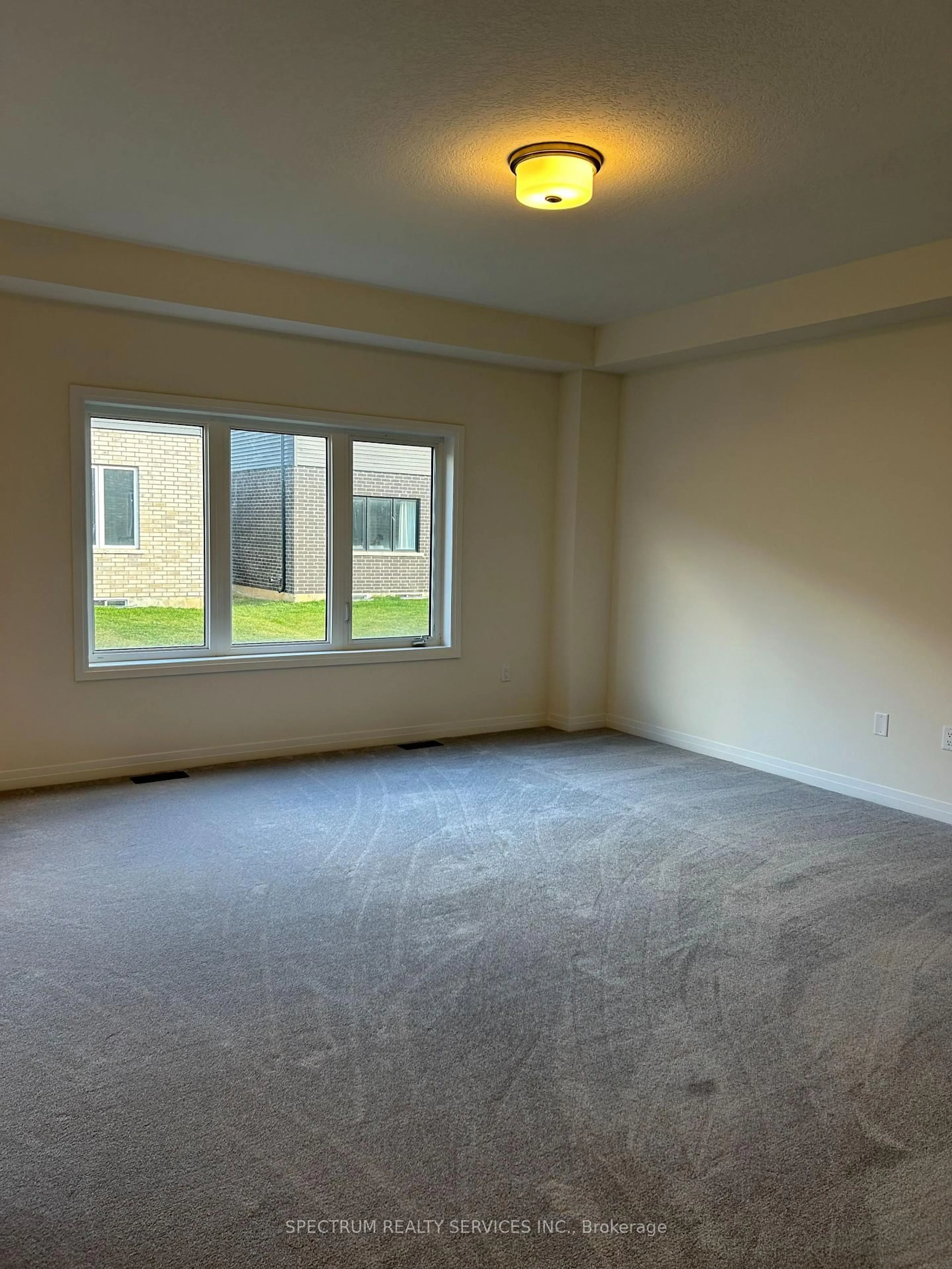 A pic of a room for 50 Dennis Ave, Brantford Ontario N3V 0B9