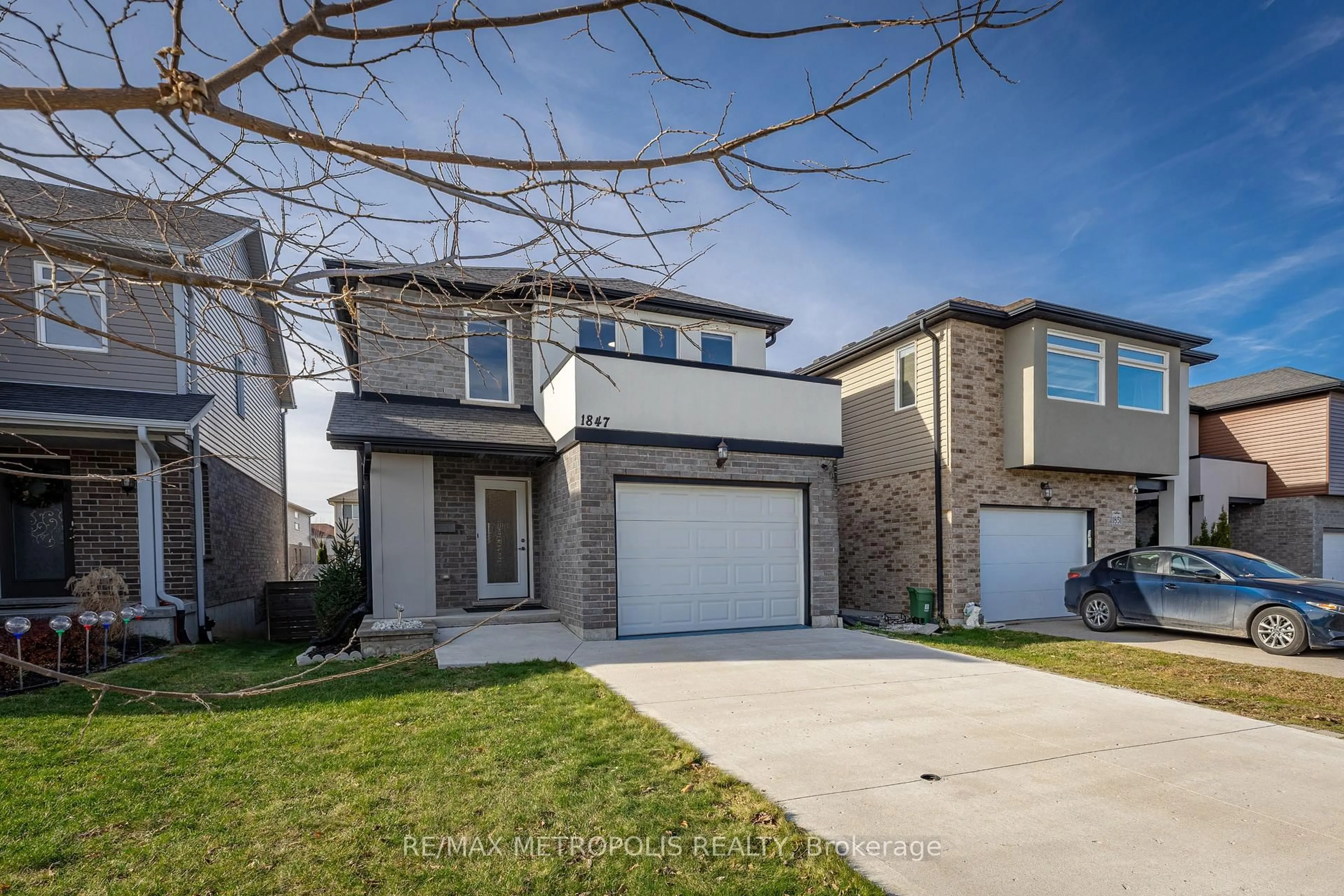 Home with brick exterior material, street for 1847 Foxridge Cres, London North Ontario N6G 0L7