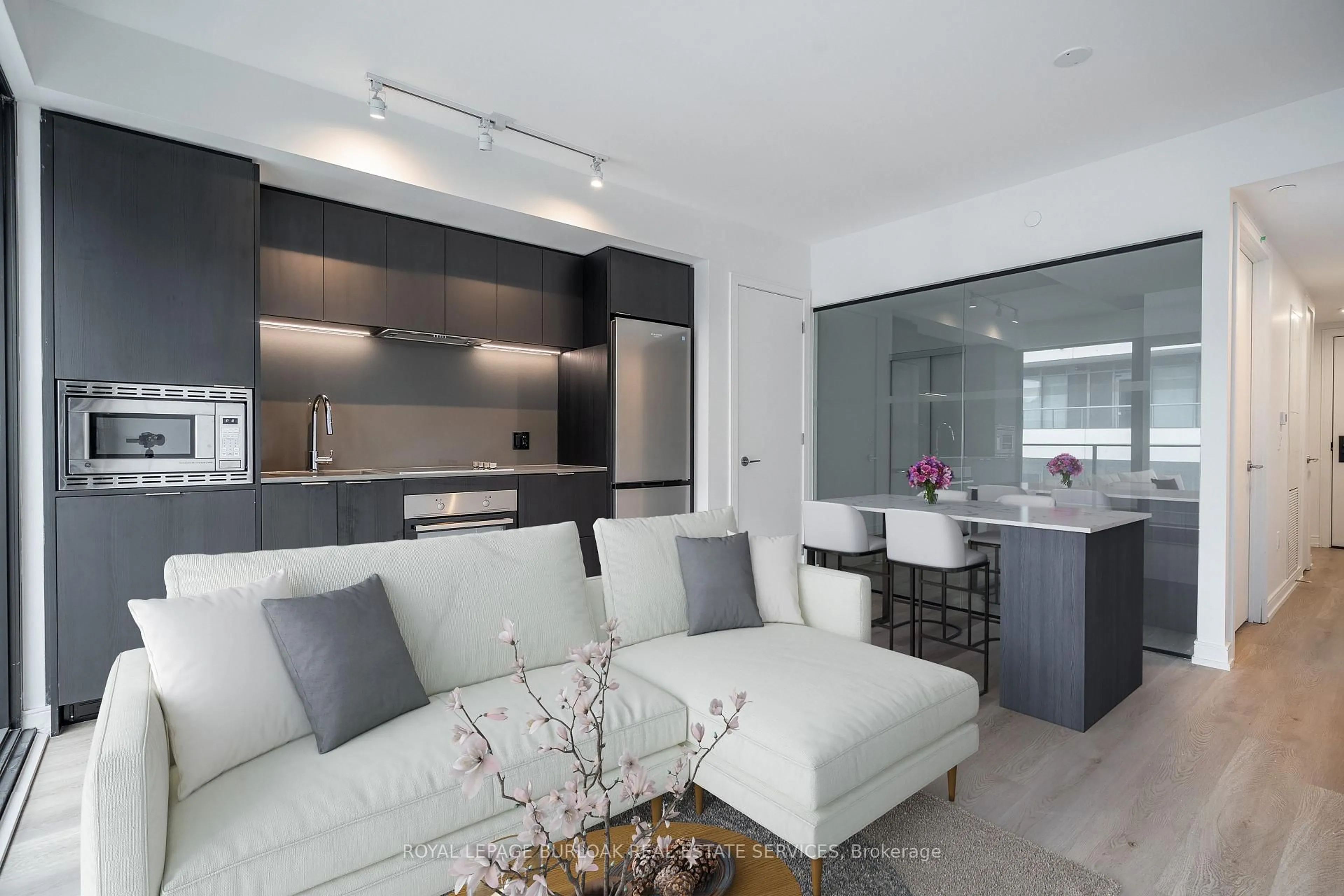 Unknown for 1 Jarvis St #1418, Hamilton Ontario L8R 3J2