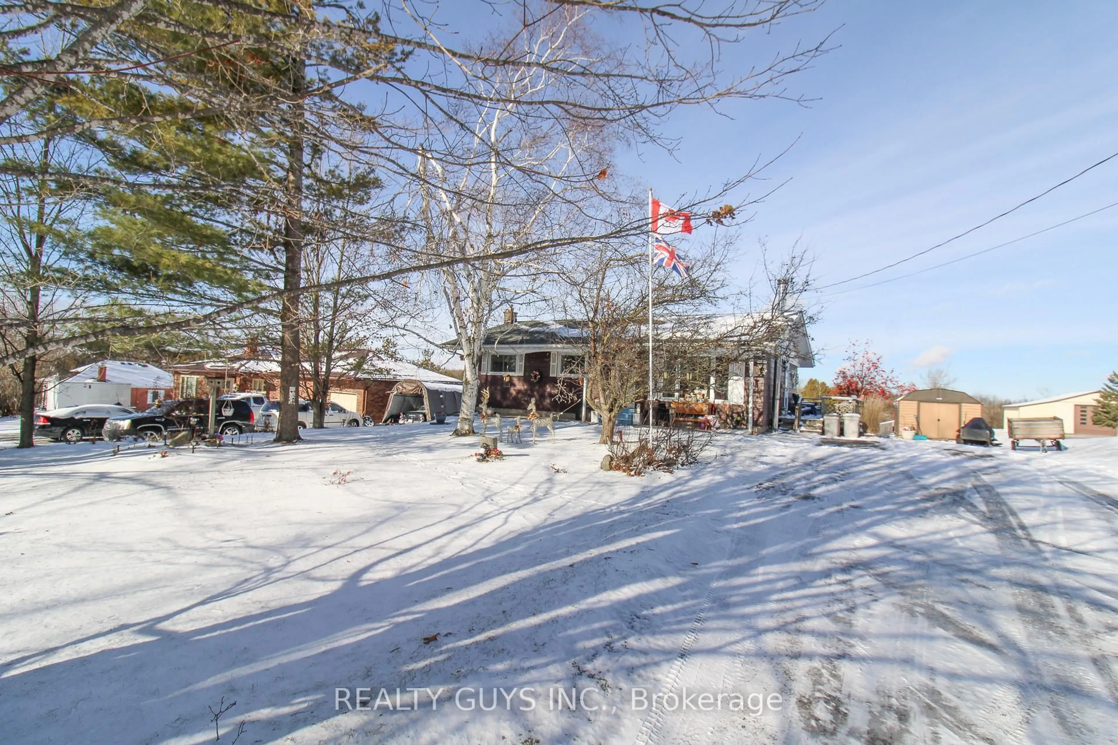 A pic from outside/outdoor area/front of a property/back of a property/a pic from drone, street for 1219 Meadowview Rd, Kawartha Lakes Ontario K0L 2W0