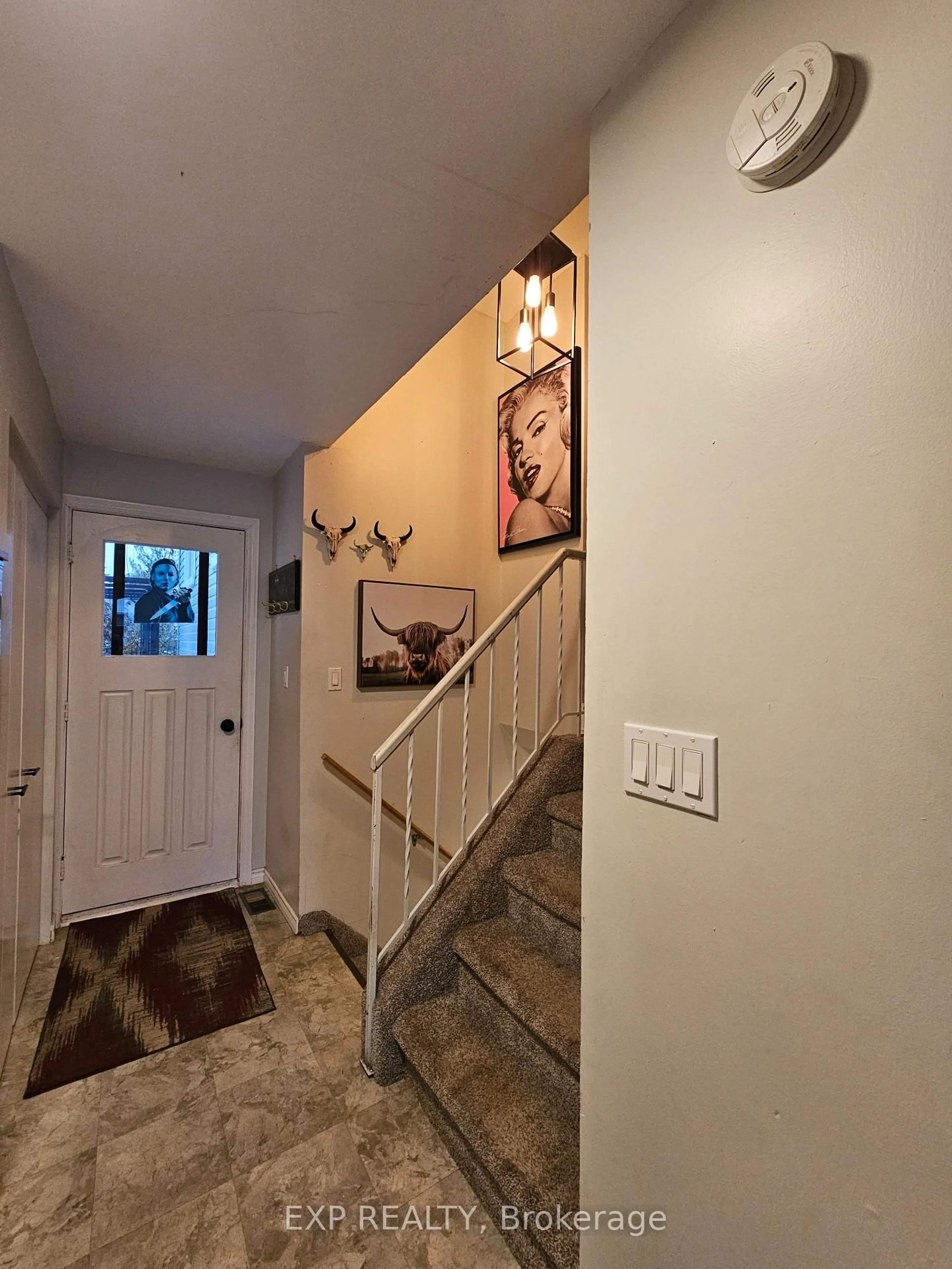 Unknown for 626 Laurier Blvd, Brockville Ontario K6V 6P1