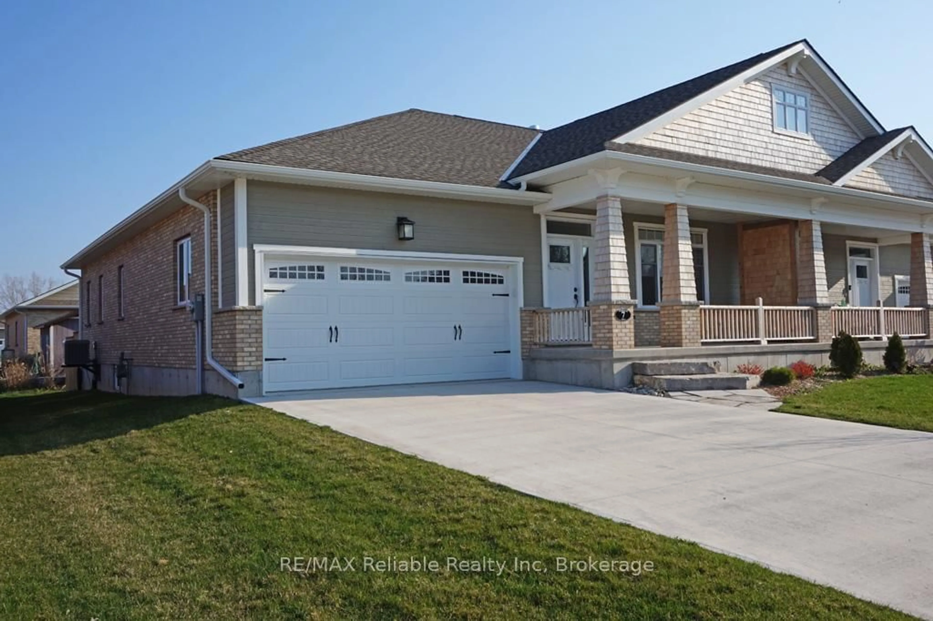 Home with brick exterior material, street for 7 Thimbleweed Dr, Bluewater Ontario N0M 1G0